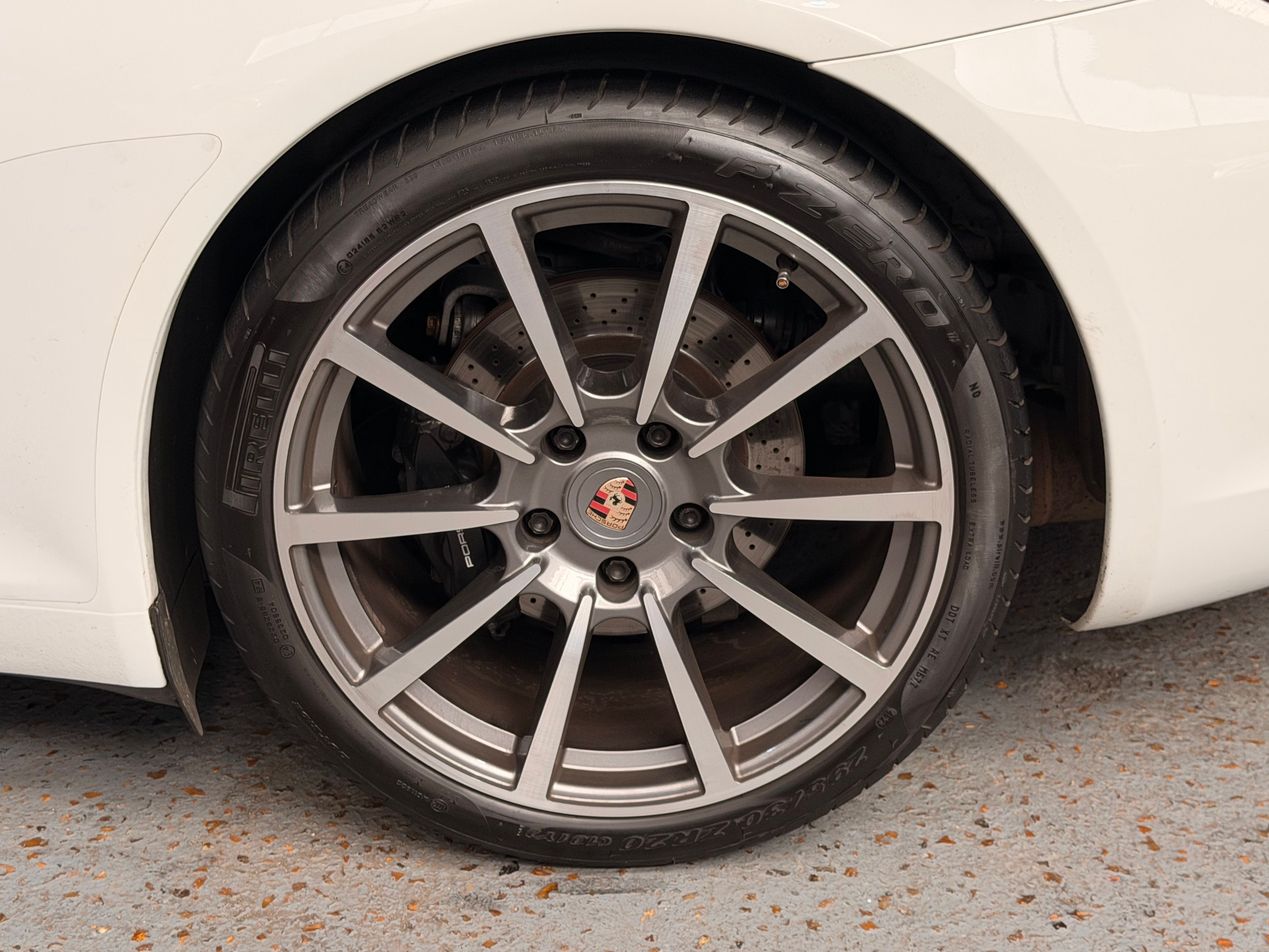 Porsche 991 Carrera Cabriolet 2013 — jante et pneumatique (40)
