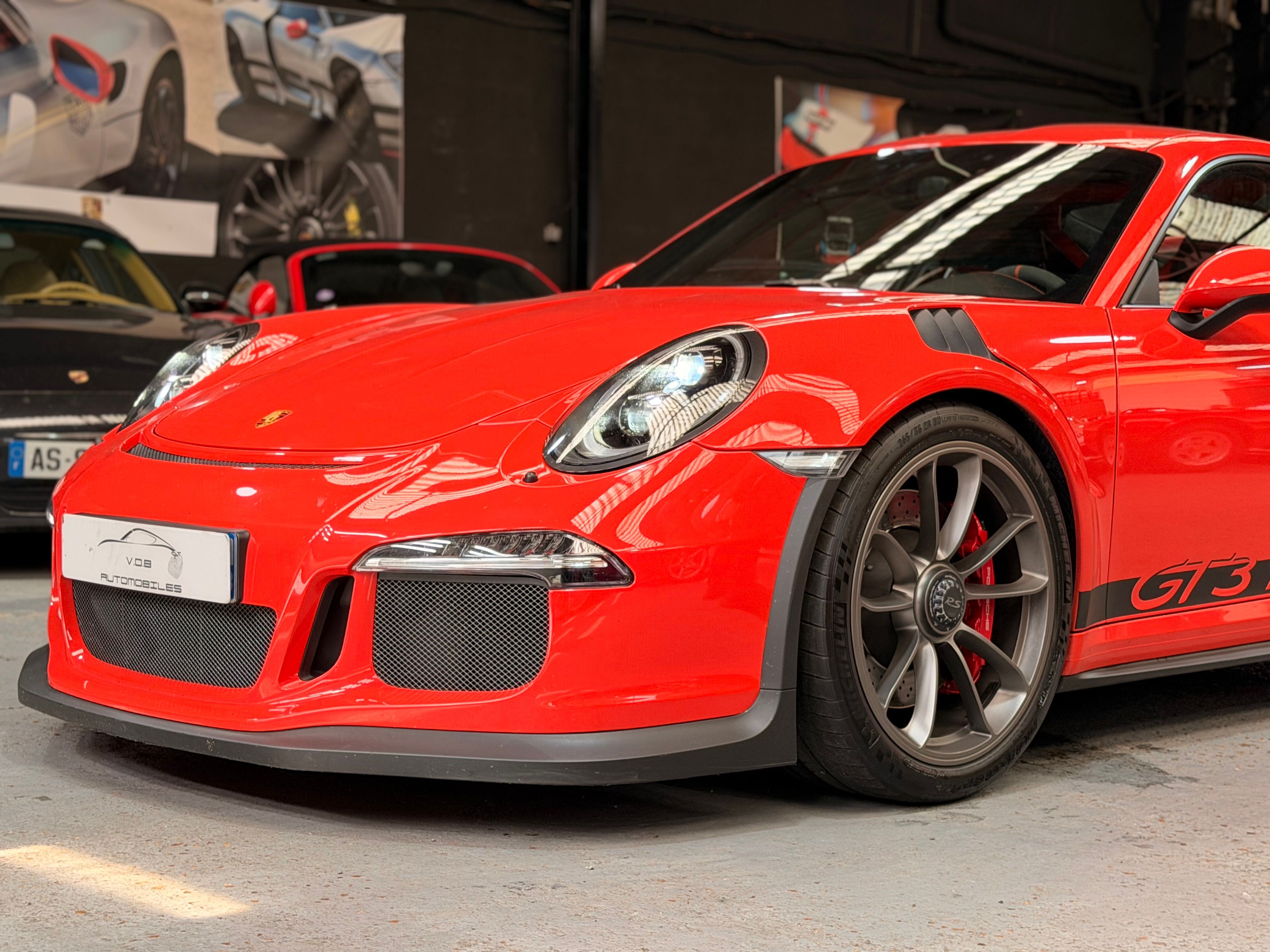 Porsche 991 GT3 RS 2016 — vue avant trois-quarts (2)