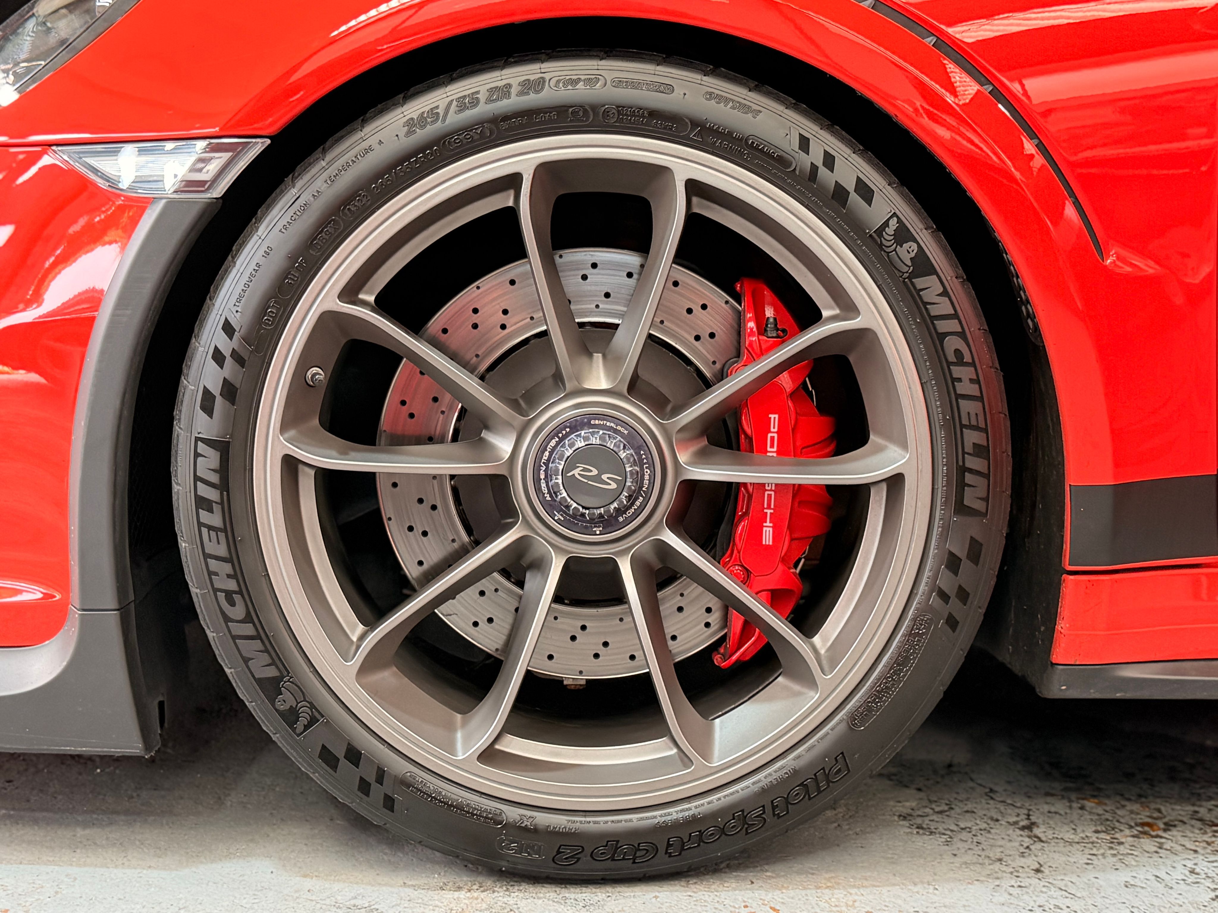Porsche 991 GT3 RS 2016 — jante et pneumatique (30)