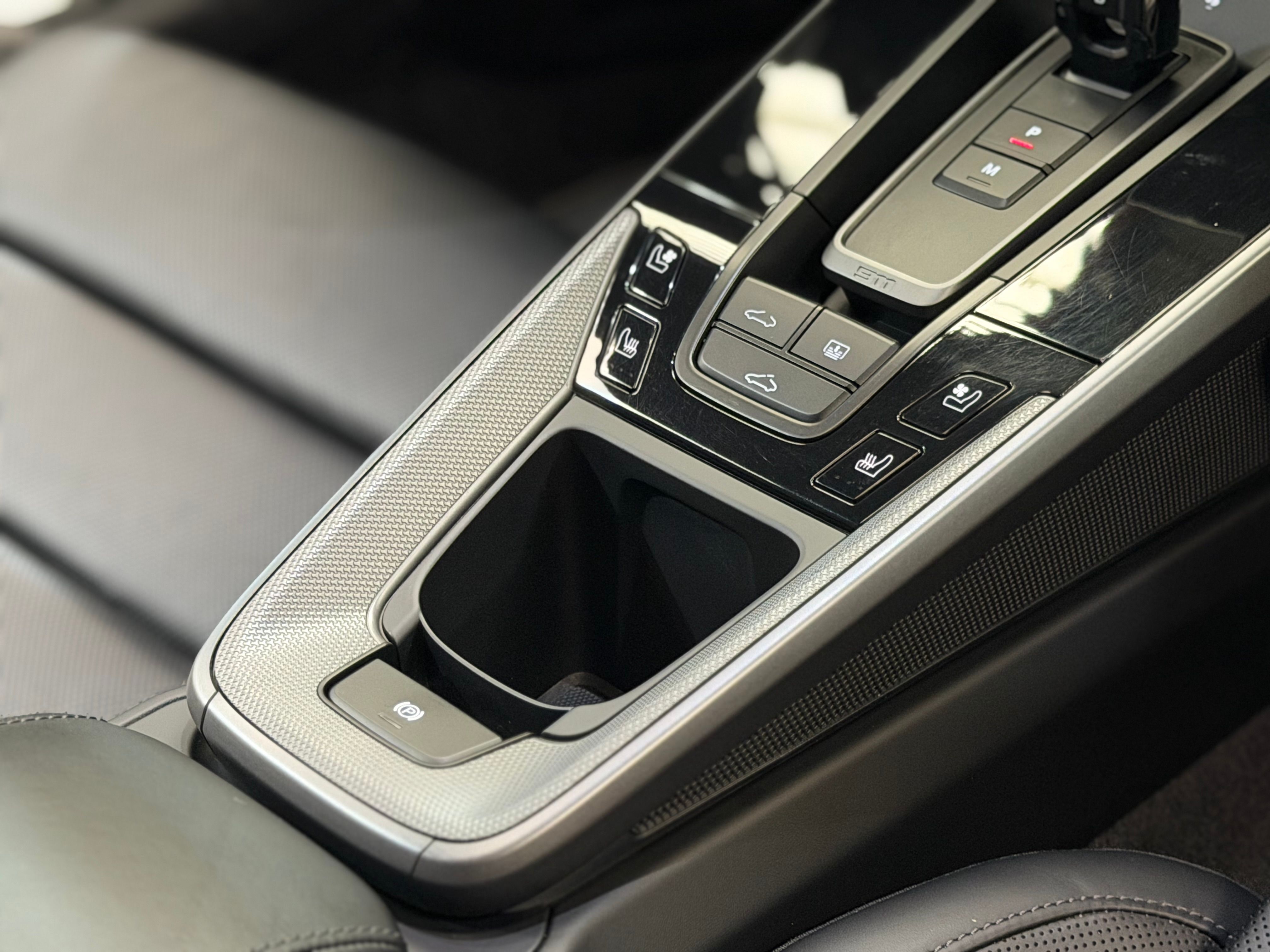 Porsche 992 Carrera 4S 450 cv PDK  Approved 2019 — detail (27)