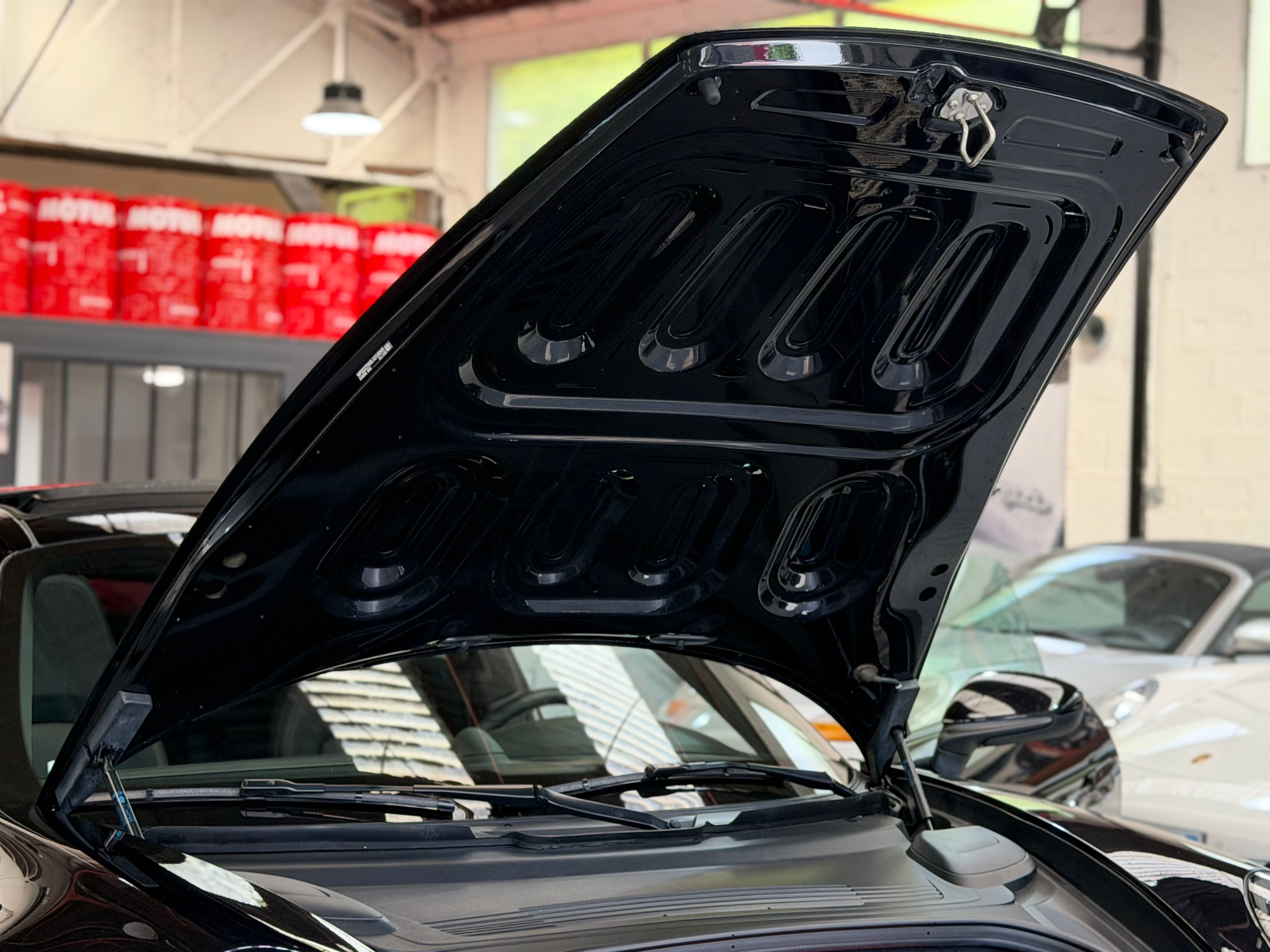 Porsche 992 Carrera 4S 450 cv PDK  Approved 2019 — compartiment moteur (25)