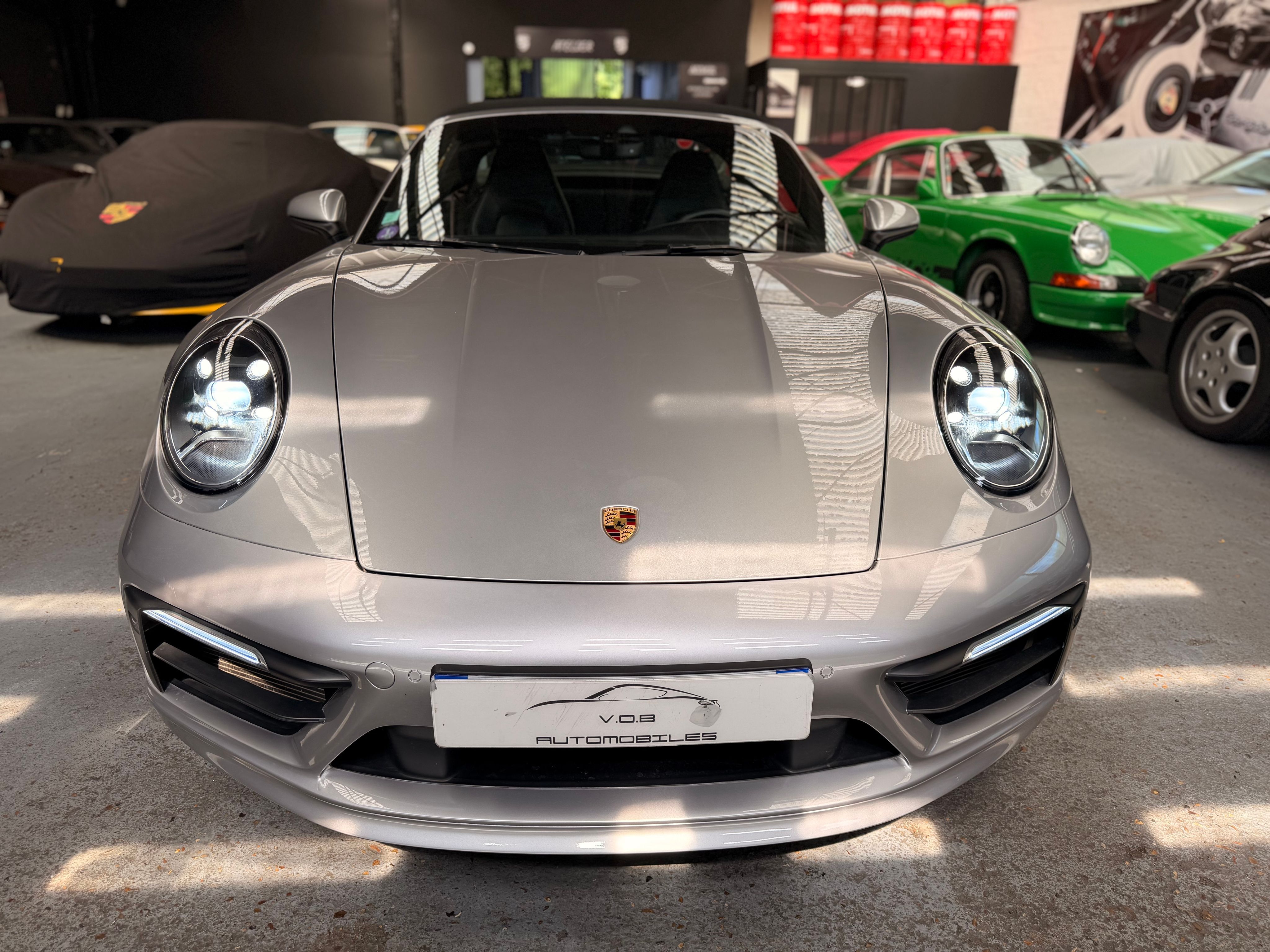 Porsche 992 Targa 4S PDK 450CV /ARGENT GT / FRANCE 2021 — vue de face (7)