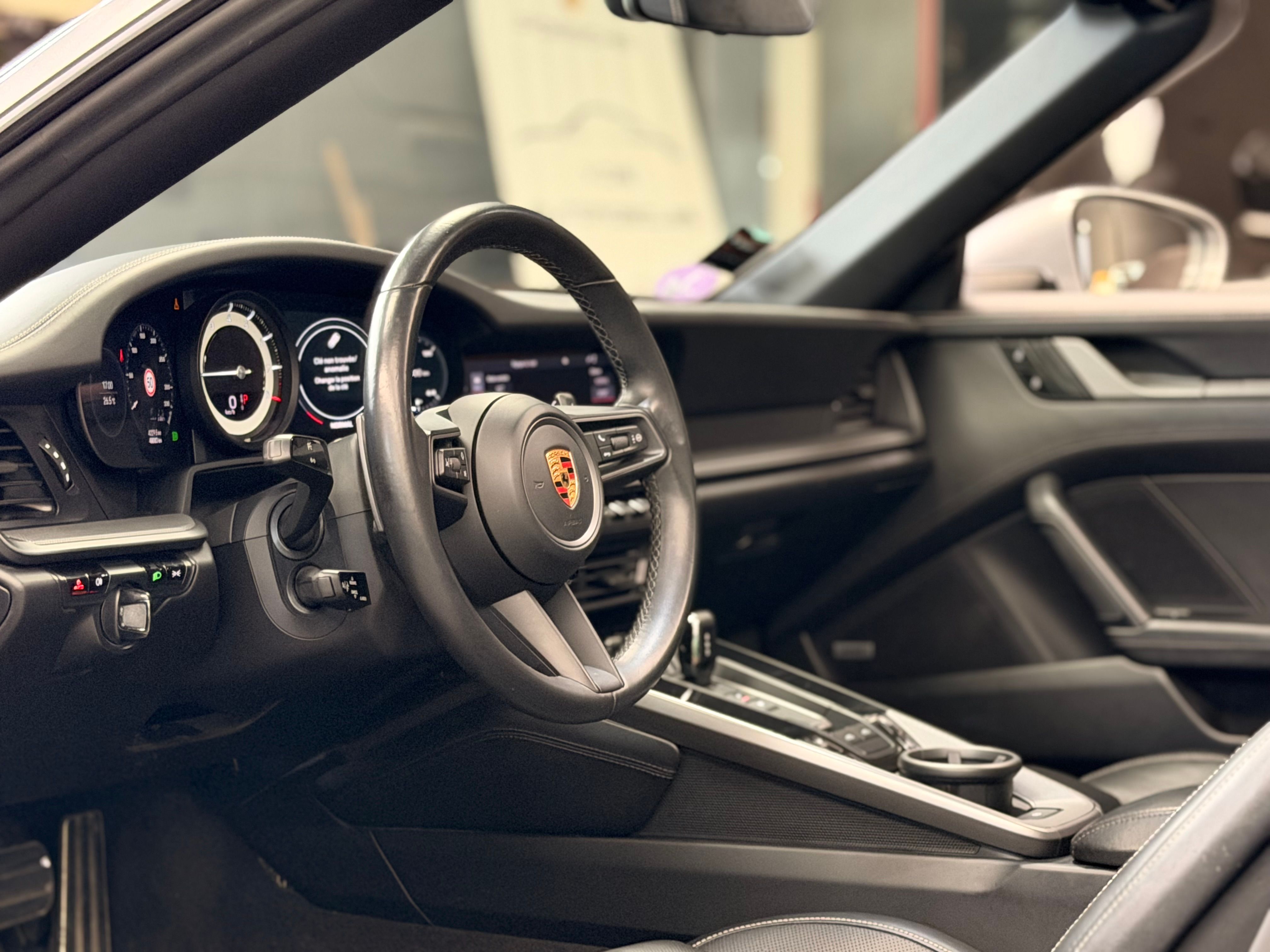 Porsche 992 Targa 4S PDK 450CV /ARGENT GT / FRANCE 2021 — tableau de bord (23)