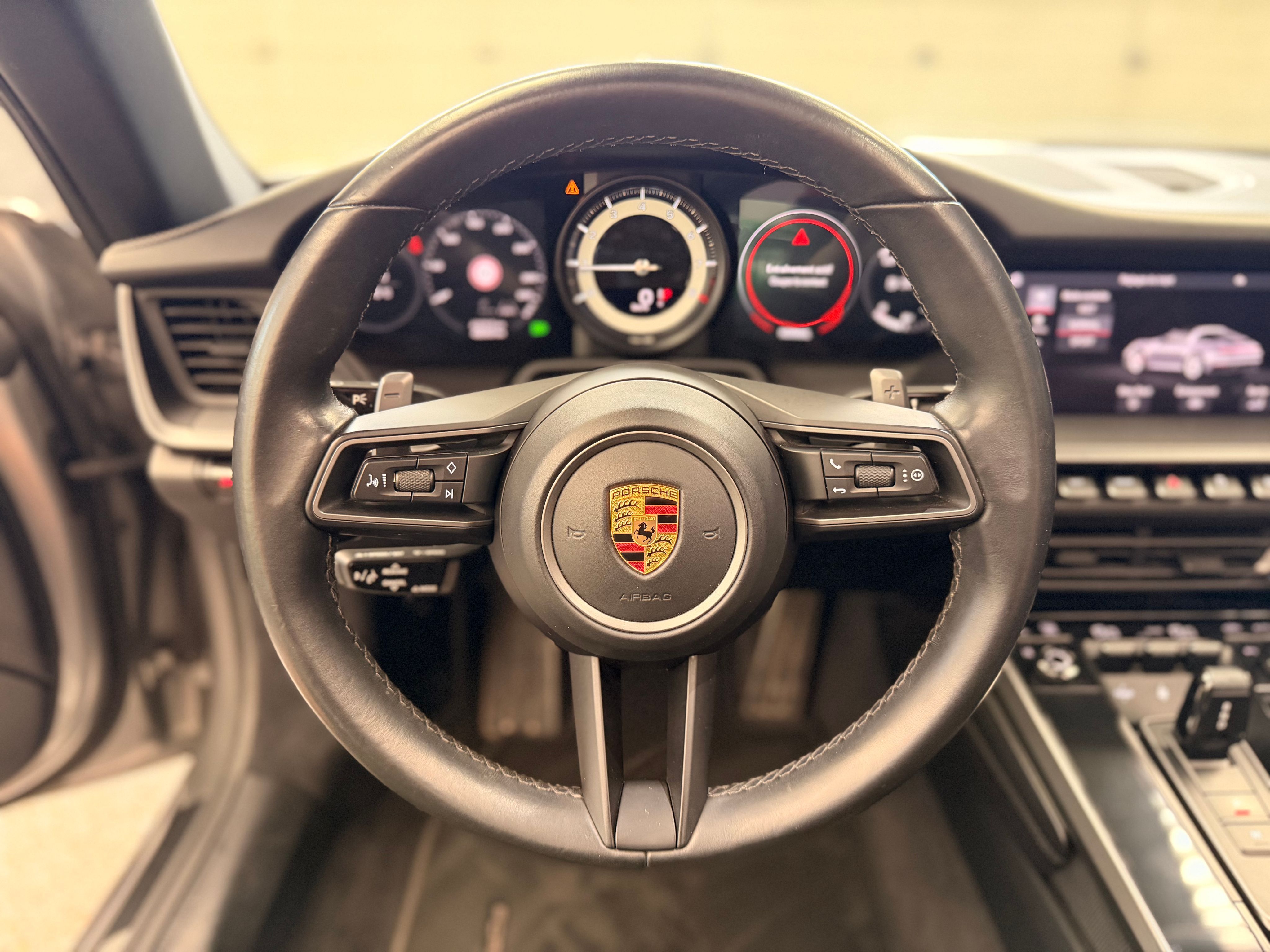 Porsche 992 Targa 4S PDK 450CV /ARGENT GT / FRANCE 2021 — tableau de bord (24)