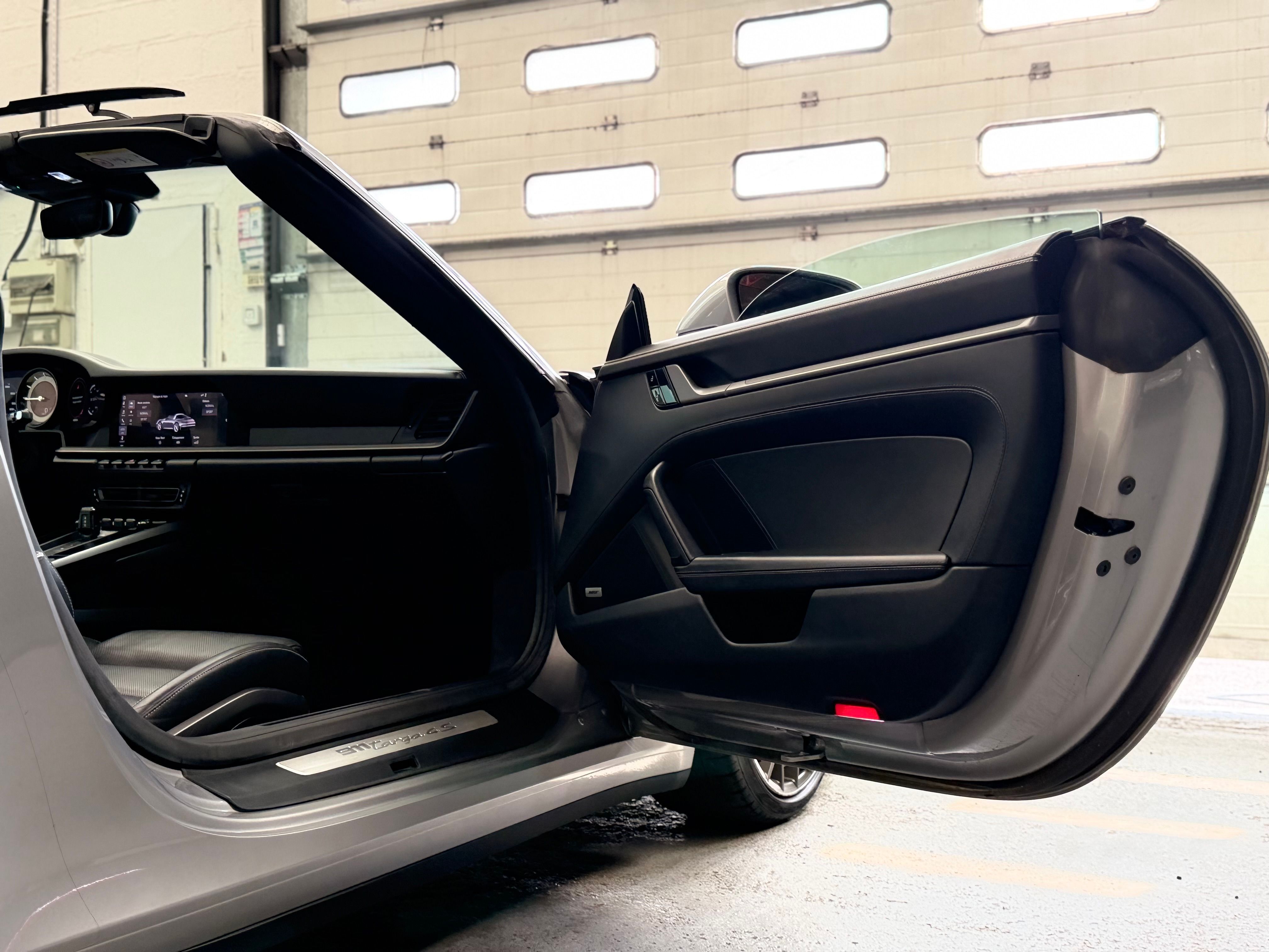 Porsche 992 Targa 4S PDK 450CV /ARGENT GT / FRANCE 2021 — tableau de bord (27)