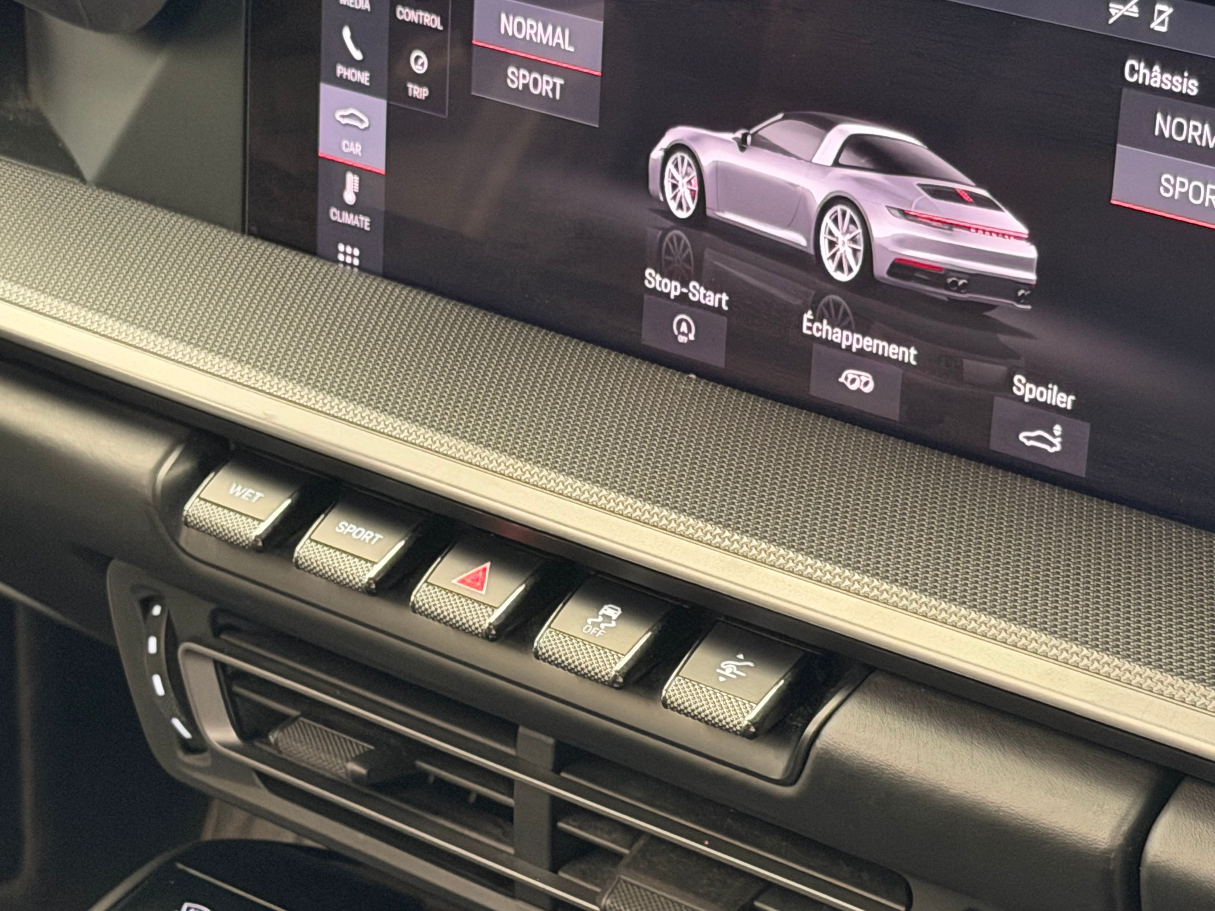 Porsche 992 Targa 4S PDK 450CV /ARGENT GT / FRANCE 2021 — tableau de bord (28)