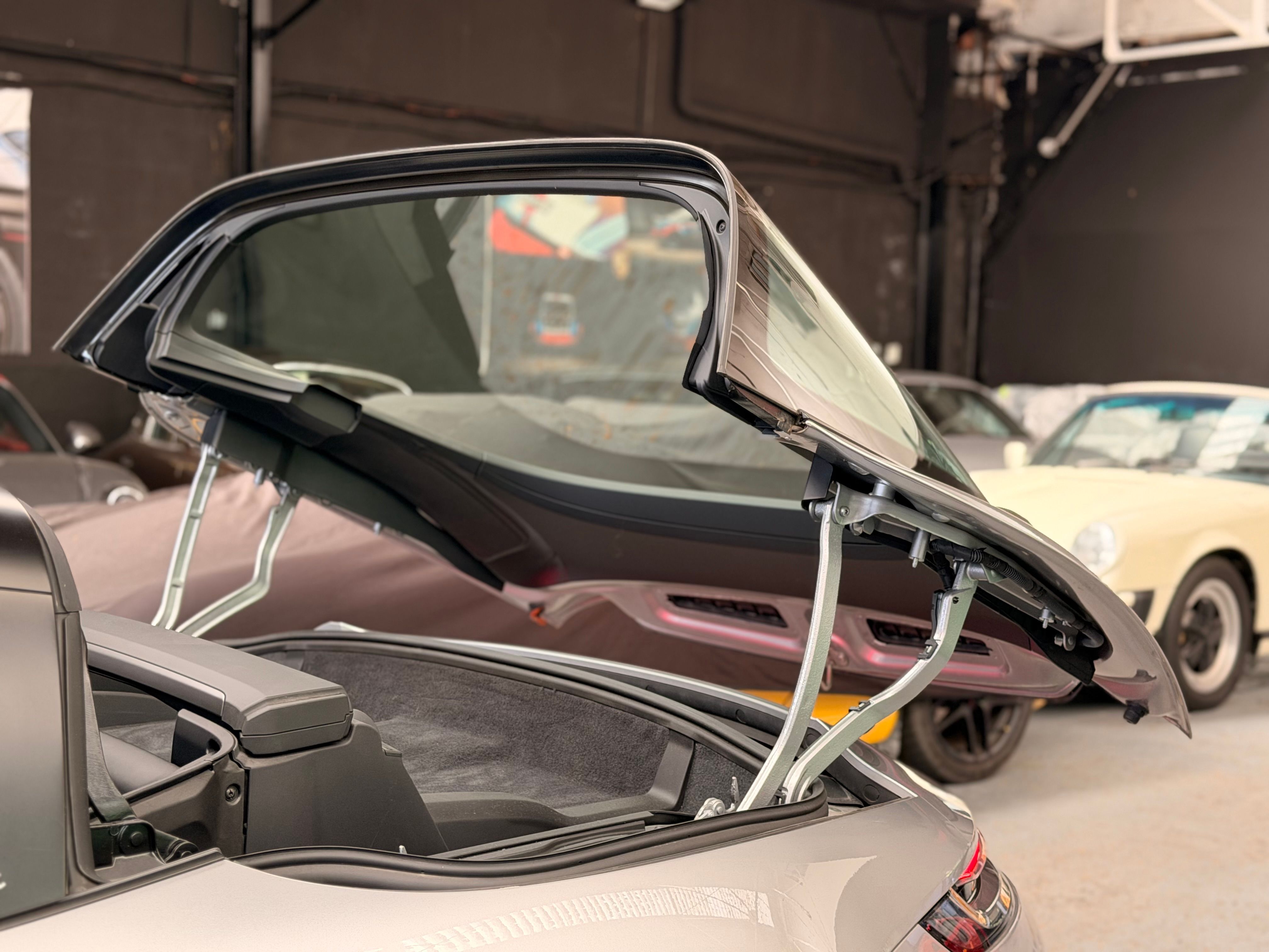 Porsche 992 Targa 4S PDK 450CV /ARGENT GT / FRANCE 2021 — places arriere (35)