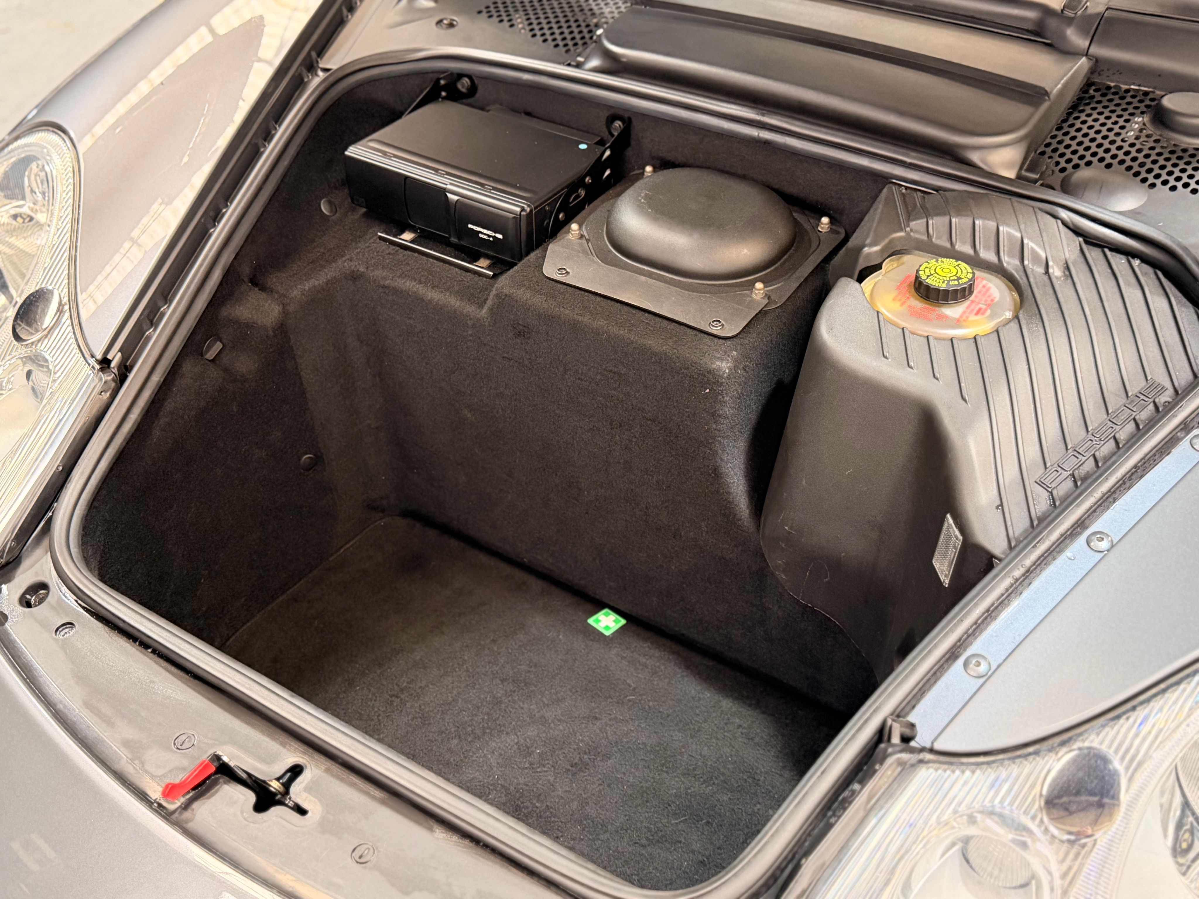 Porsche 996 Carrera 4S 2004 — photo (17)