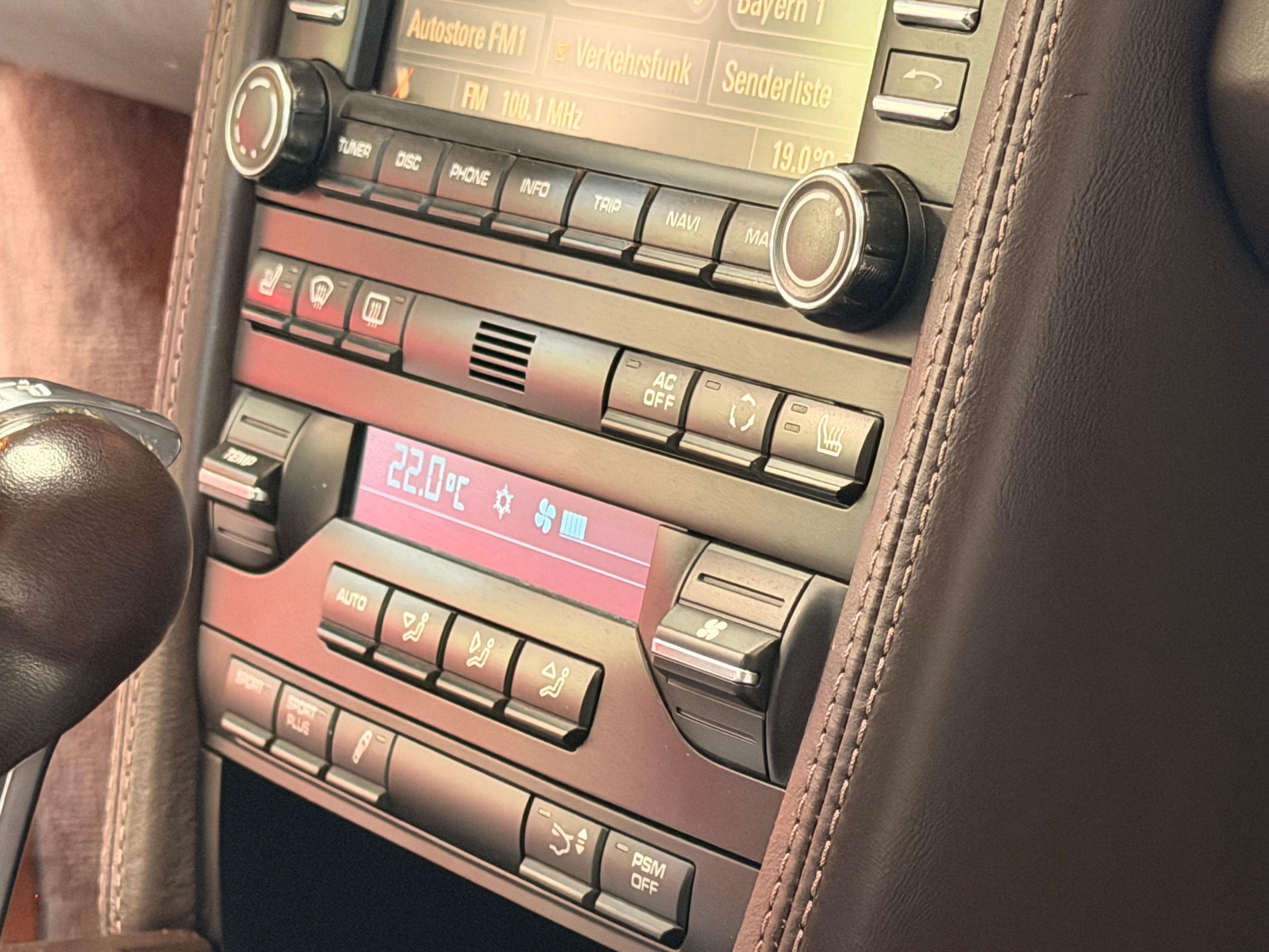 Porsche 997 Targa 4S 2010 — photo (21)