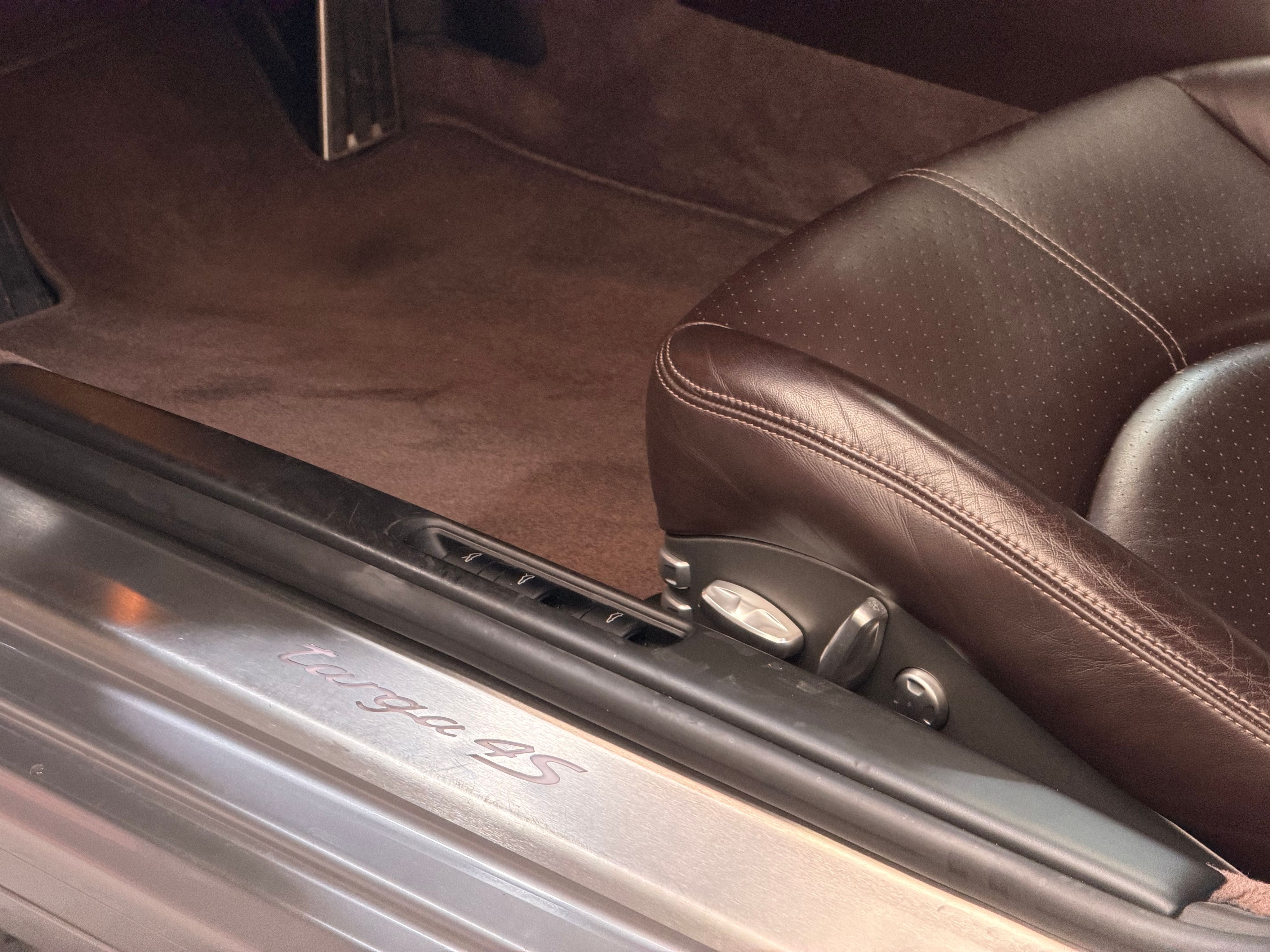 Porsche 997 Targa 4S 2010 — photo (53)