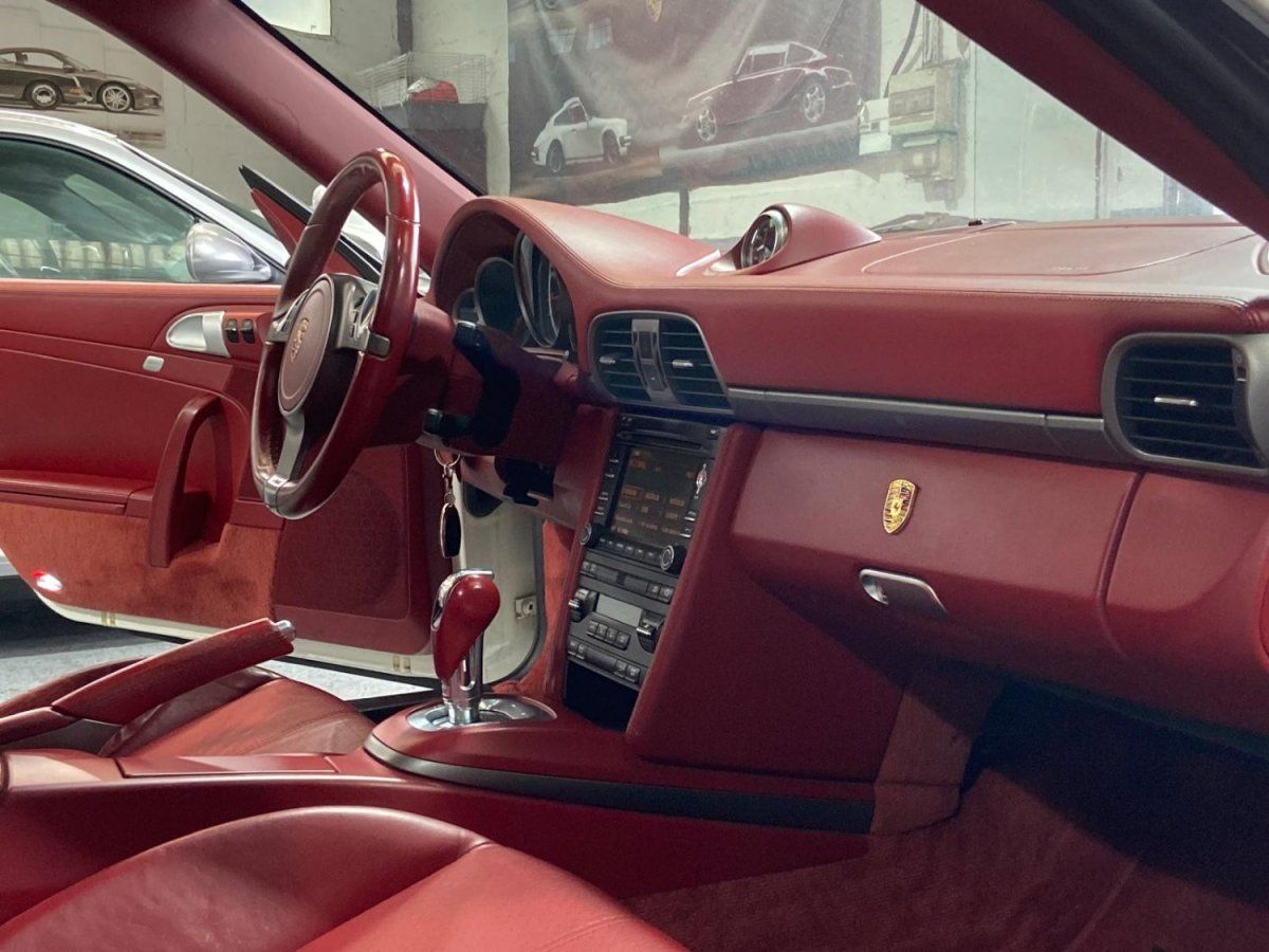 Porsche 997 Carrera 2009 — habitacle (18)