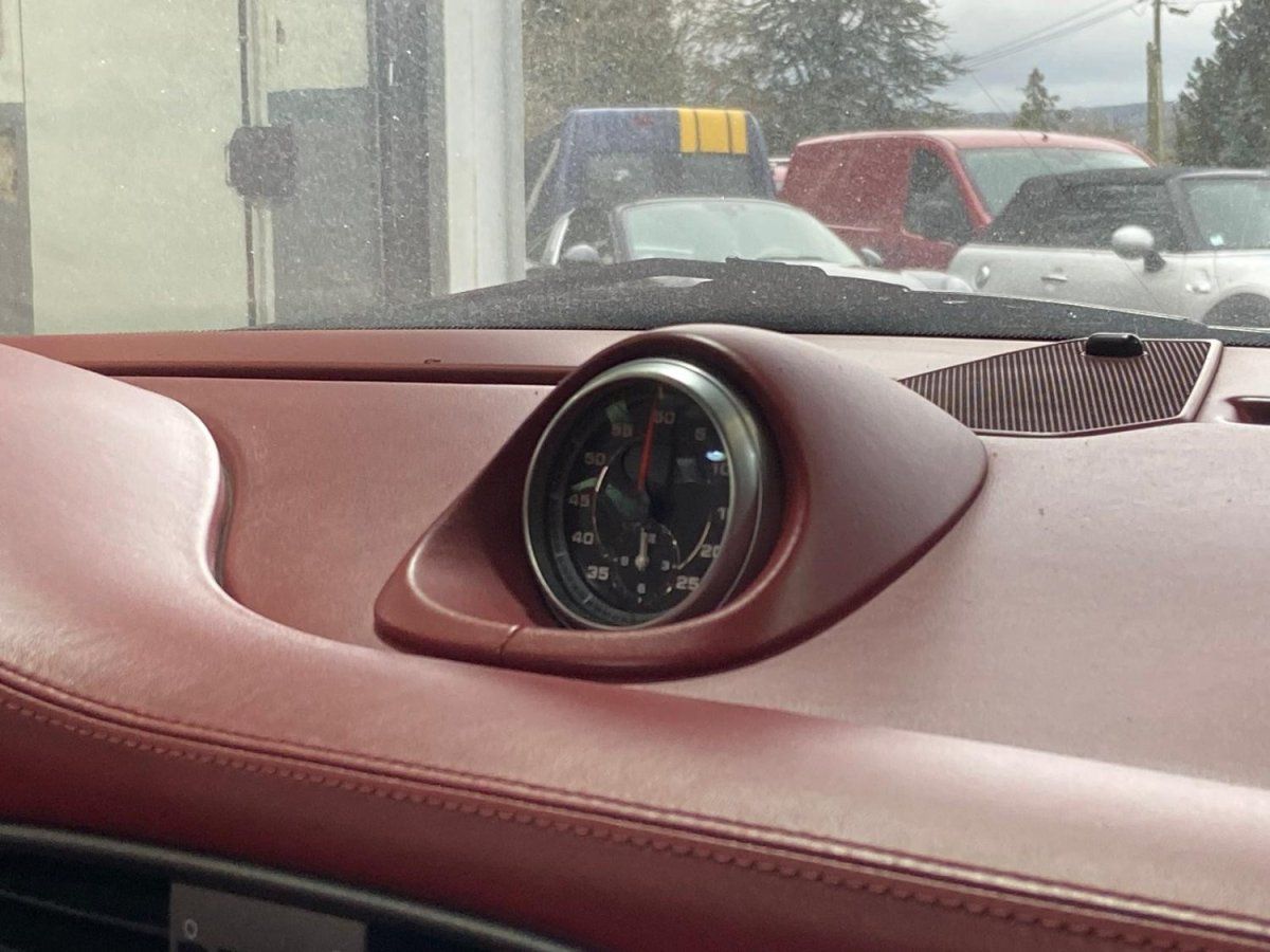 Porsche 997 Carrera 2009 — detail interieur (27)