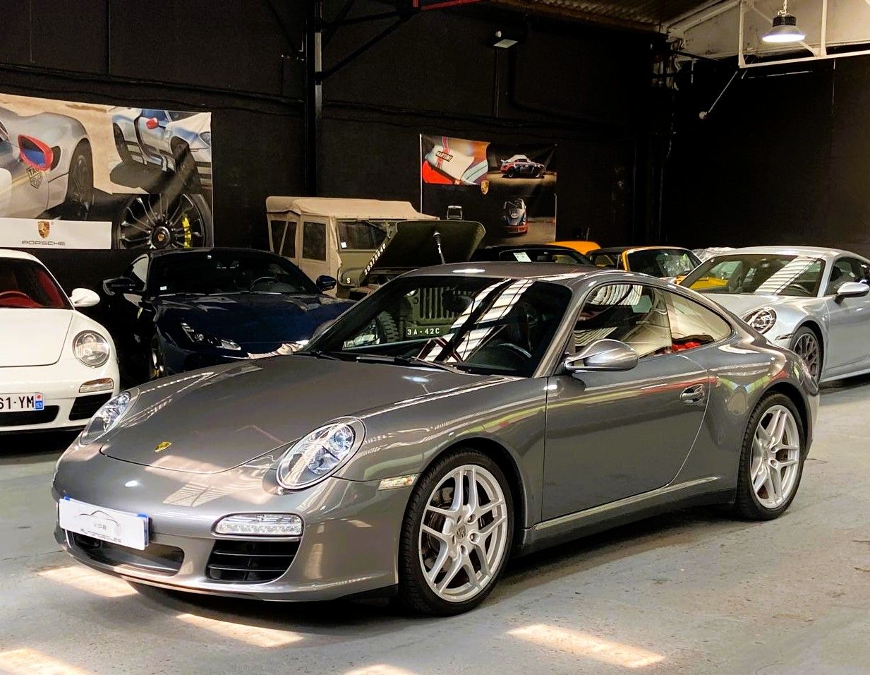 Porsche 997 Carrera 4 2011 — vue avant trois-quarts (7)