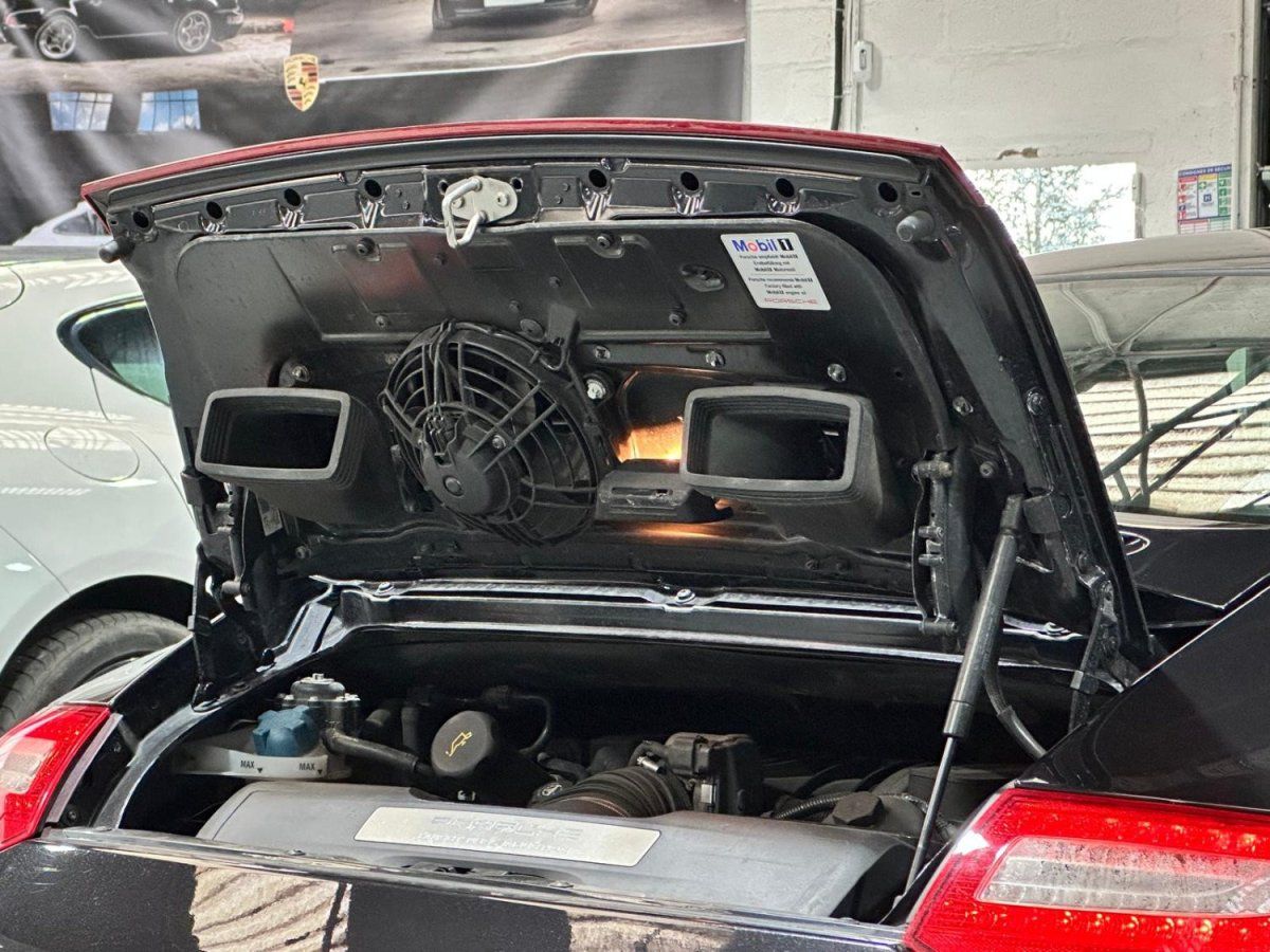 Porsche 997 Carrera 4S 2009 — compartiment moteur (42)