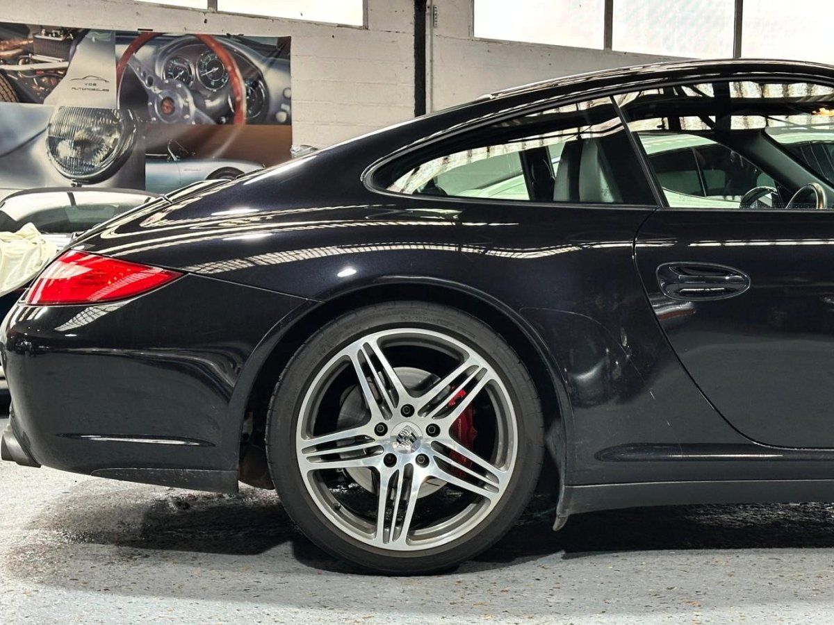 Porsche 997 Carrera 4S 2009 — profil lateral (9)