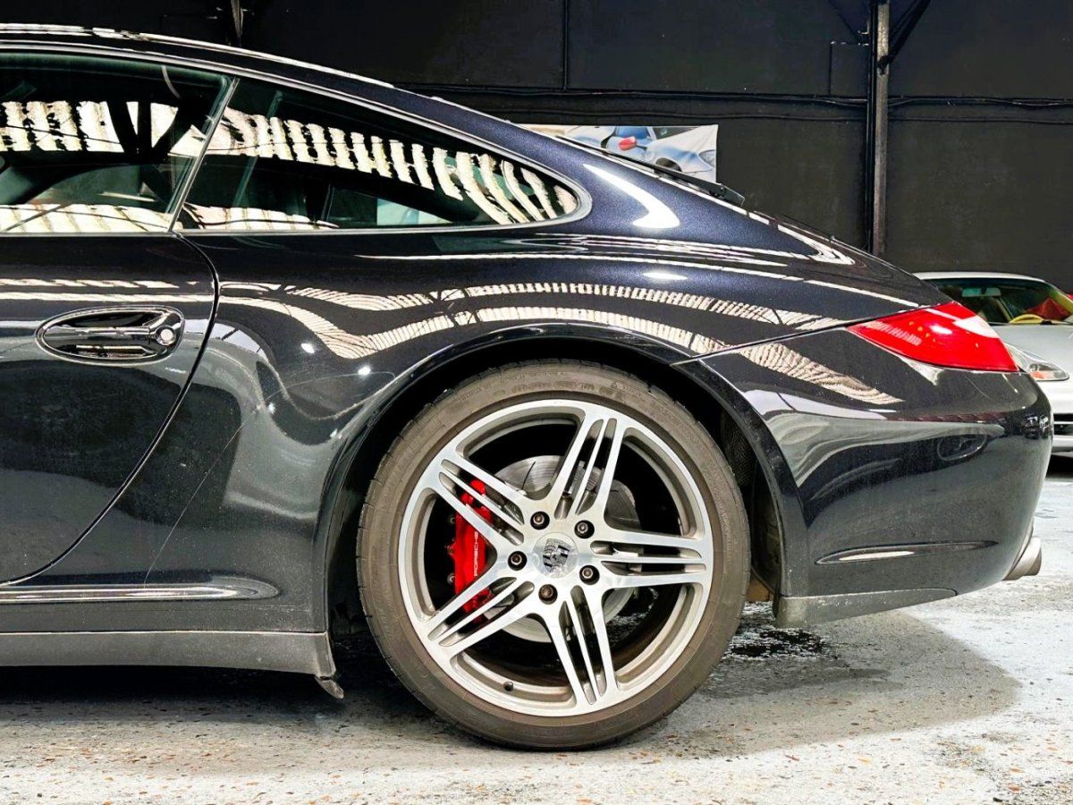 Porsche 997 Carrera 4S 2009 — jante et pneumatique (18)