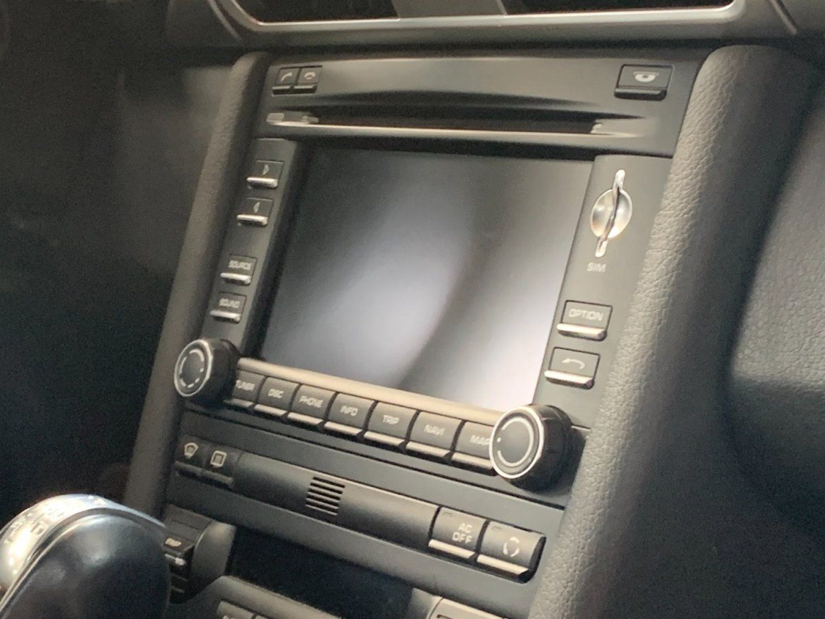 Porsche 997 Carrera 4S 2009 — tableau de bord (19)