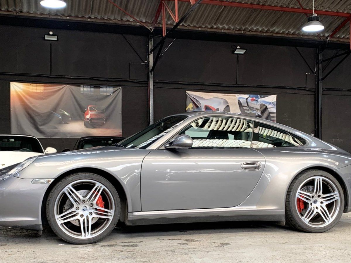 Porsche 997 Carrera 4S 2009 — profil lateral (8)