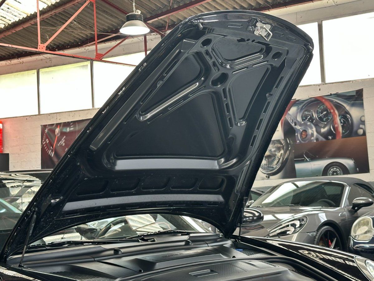 Porsche 997 Carrera Cabriolet 2006 — coffre (32)