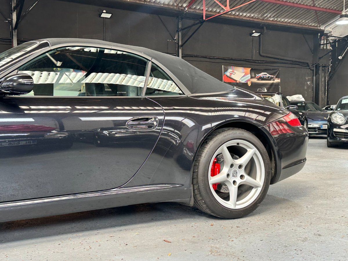 Porsche 997 Carrera Cabriolet 2006 — jante et pneumatique (25)