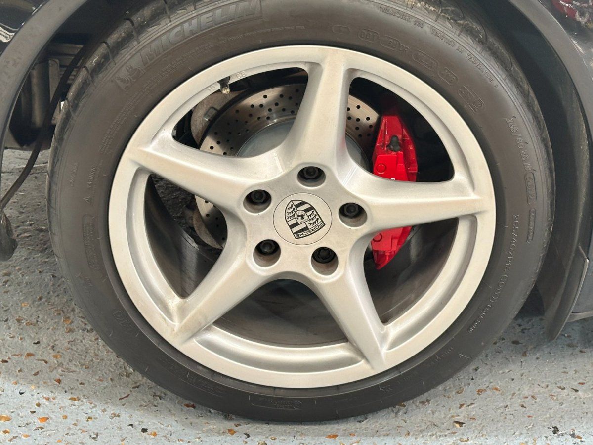 Porsche 997 Carrera Cabriolet 2006 — jante et pneumatique (28)