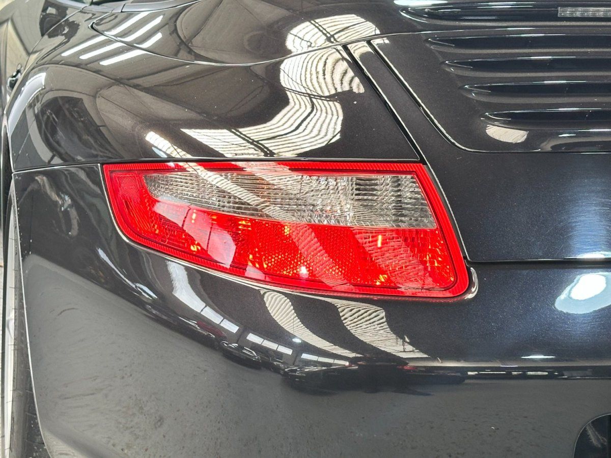 Porsche 997 Carrera Cabriolet 2006 — detail (47)