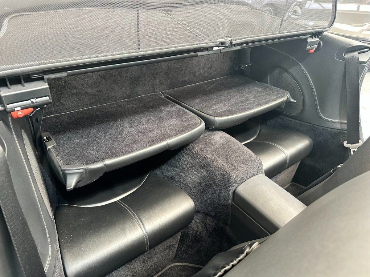 Porsche 997 Carrera Cabriolet 2006 — places arriere (30)