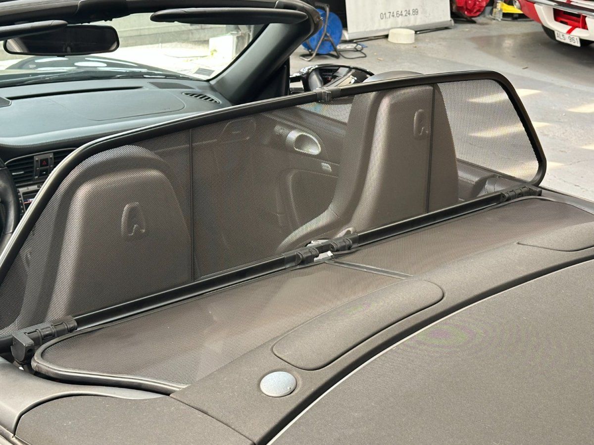 Porsche 997 Carrera Cabriolet 2006 — places arriere (32)