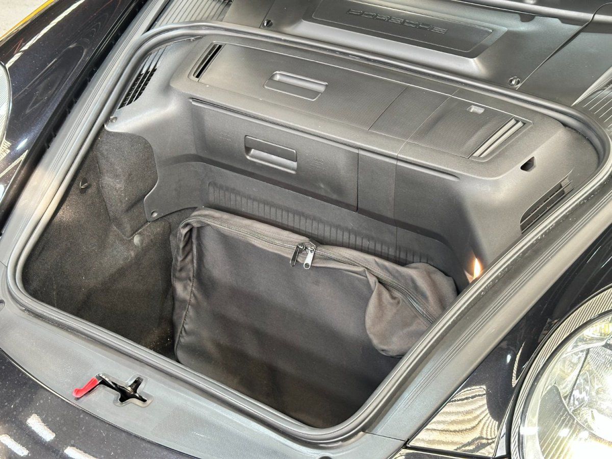 Porsche 997 Carrera Cabriolet 2006 — coffre (36)