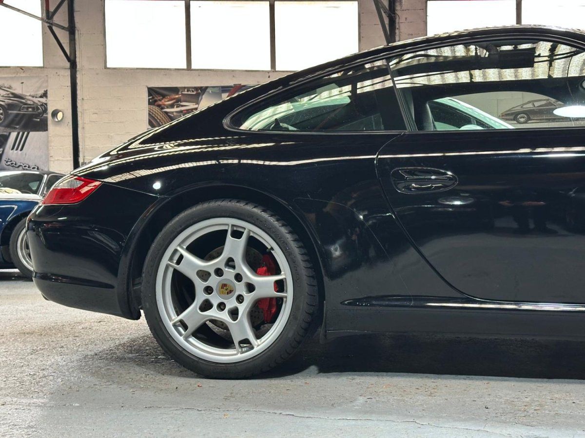 Porsche 997 Carrera S 2007 — photo (35)