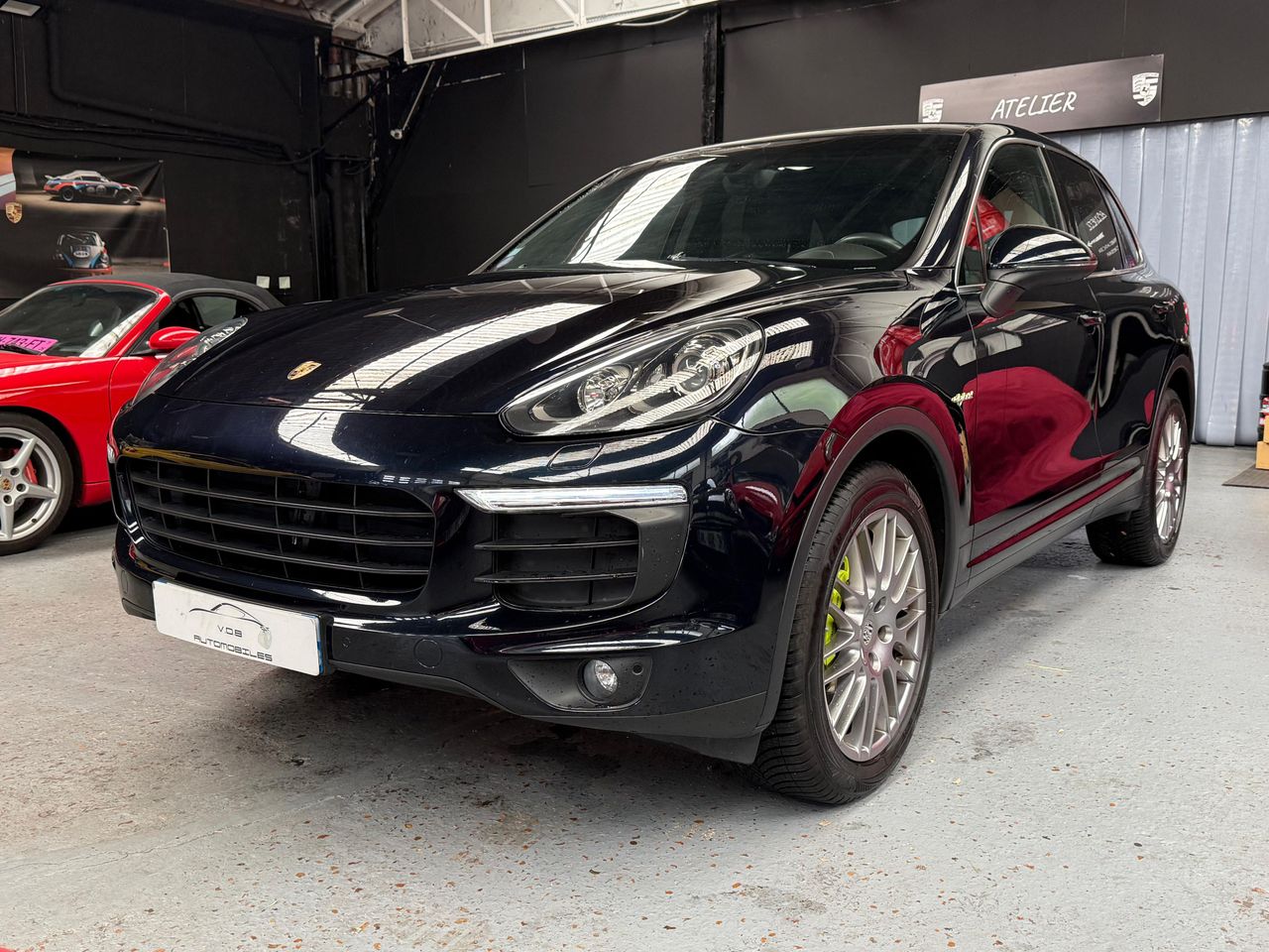 Porsche Cayenne 2015 — vue avant trois-quarts (1)