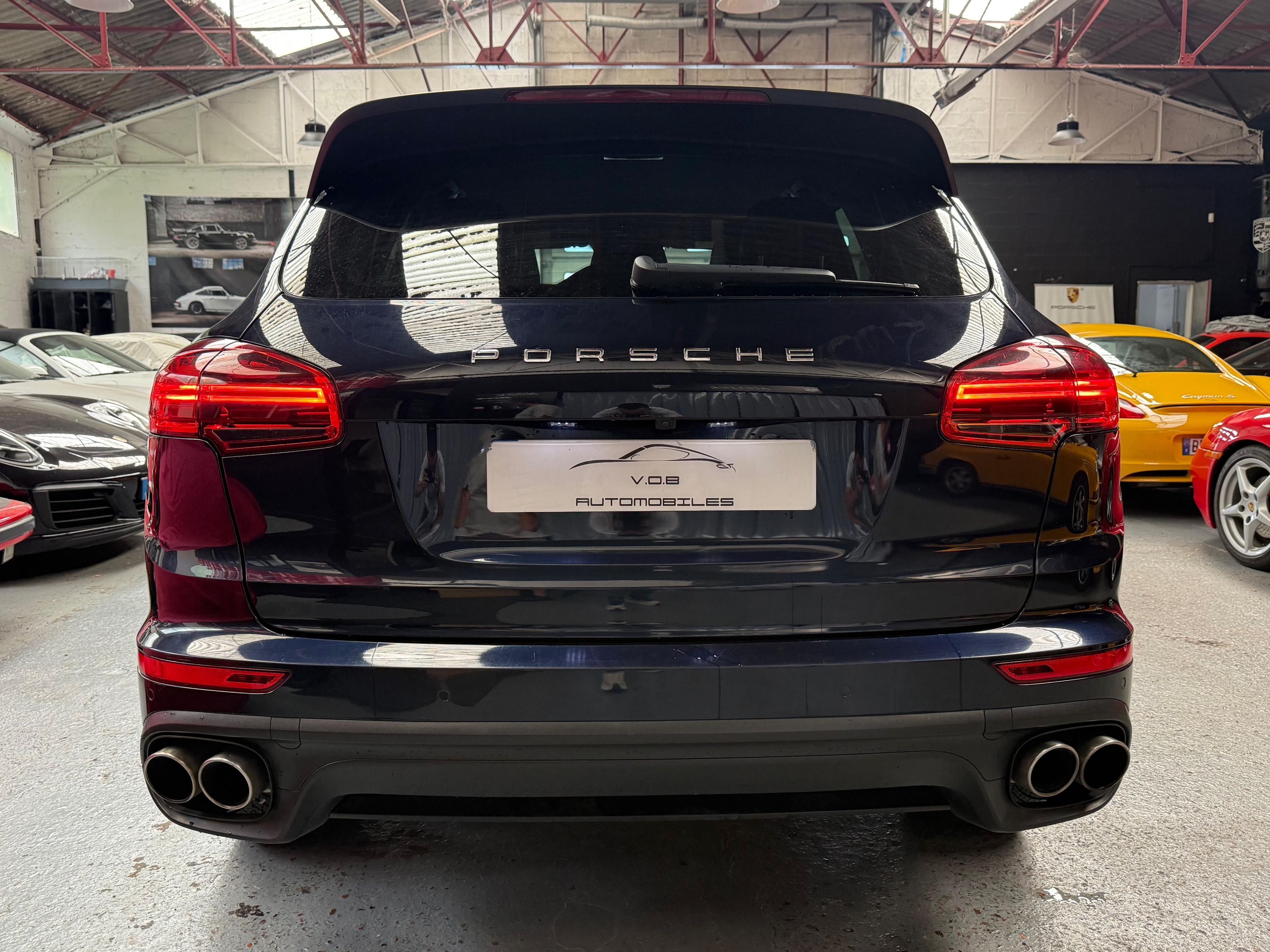 Porsche Cayenne 2015 — vue arriere (8)