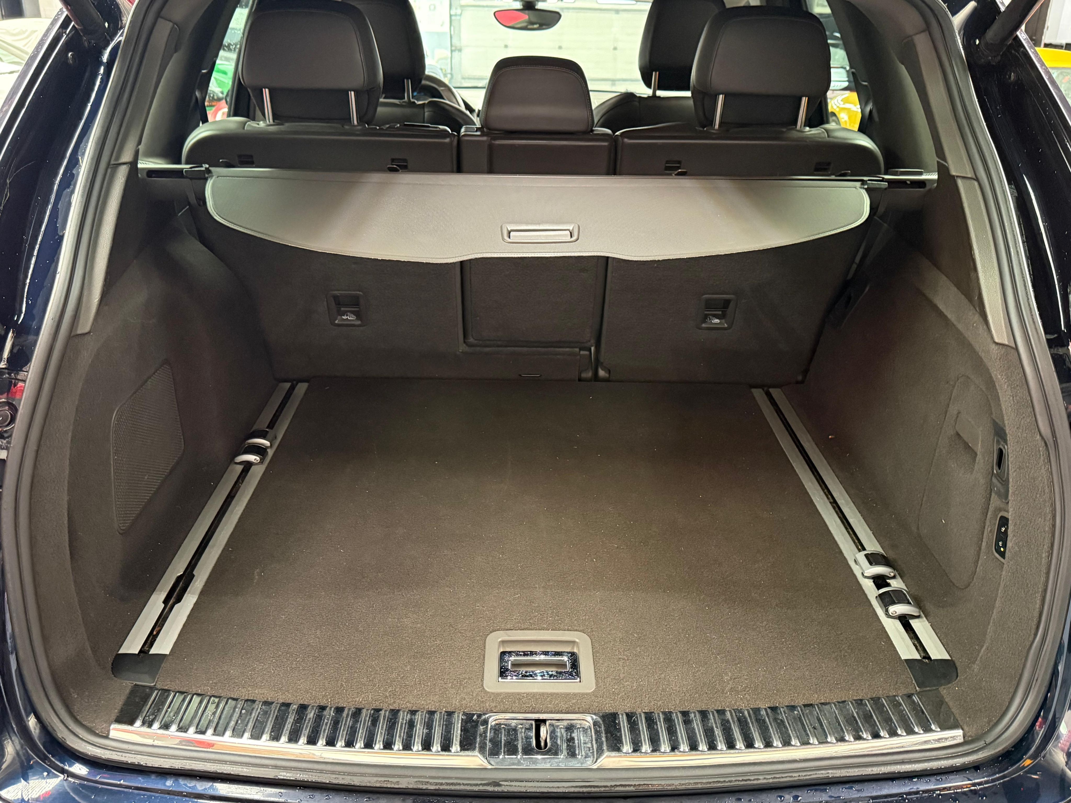 Porsche Cayenne 2015 — coffre (20)