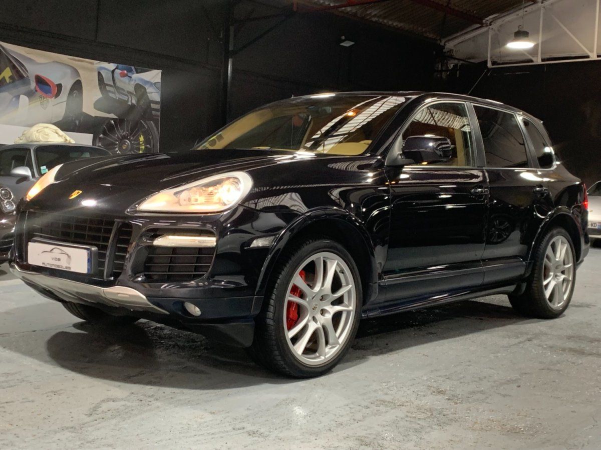 Porsche Cayenne GTS 2009 — vue avant trois-quarts (2)