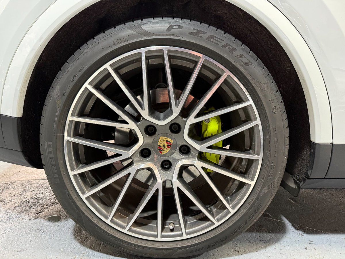 Porsche Cayenne E-Hybrid 2021 — photo (14)