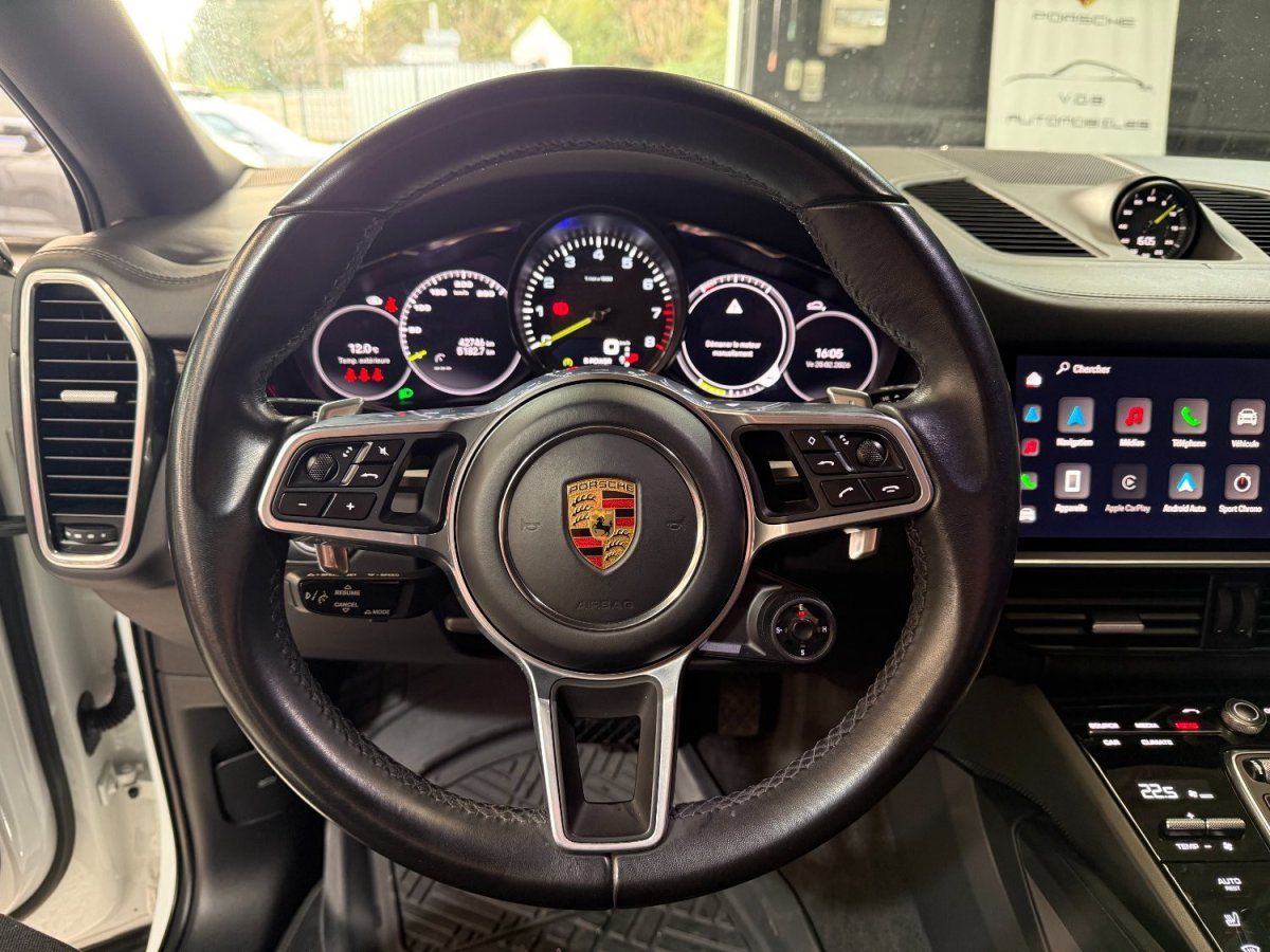 Porsche Cayenne E-Hybrid 2021 — detail interieur (7)