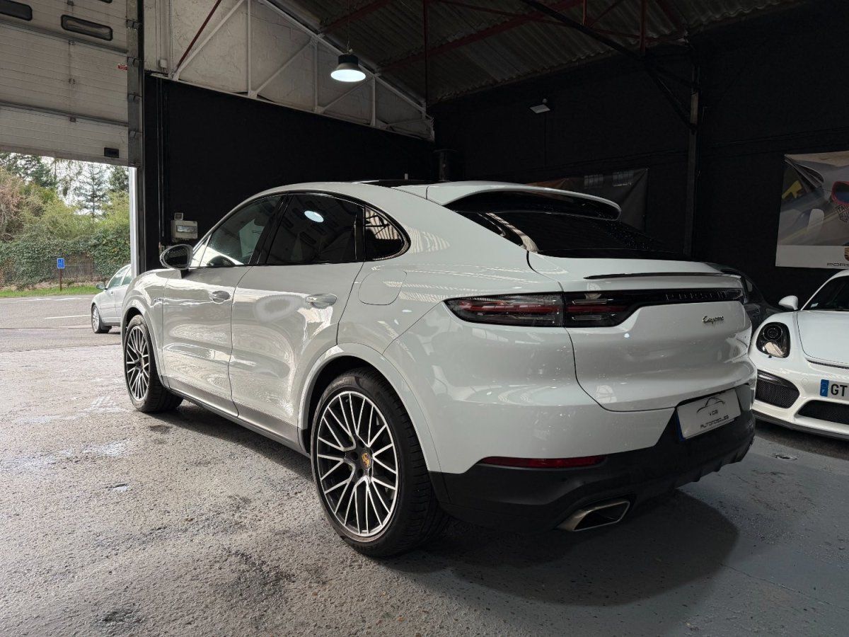 Porsche Cayenne E-Hybrid 2021 — vue arriere trois-quarts (2)