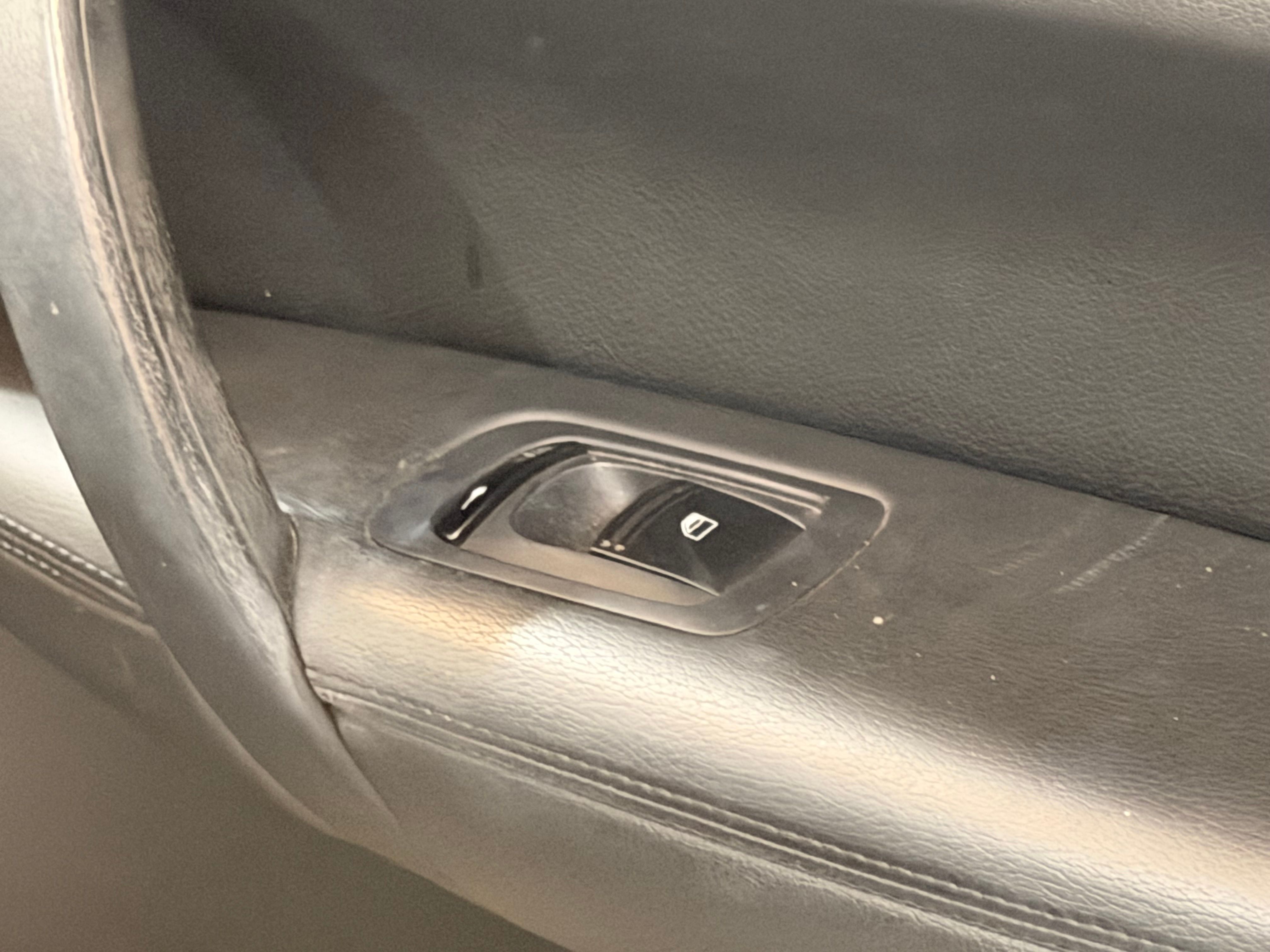 Porsche Cayenne S 2005 — detail (44)