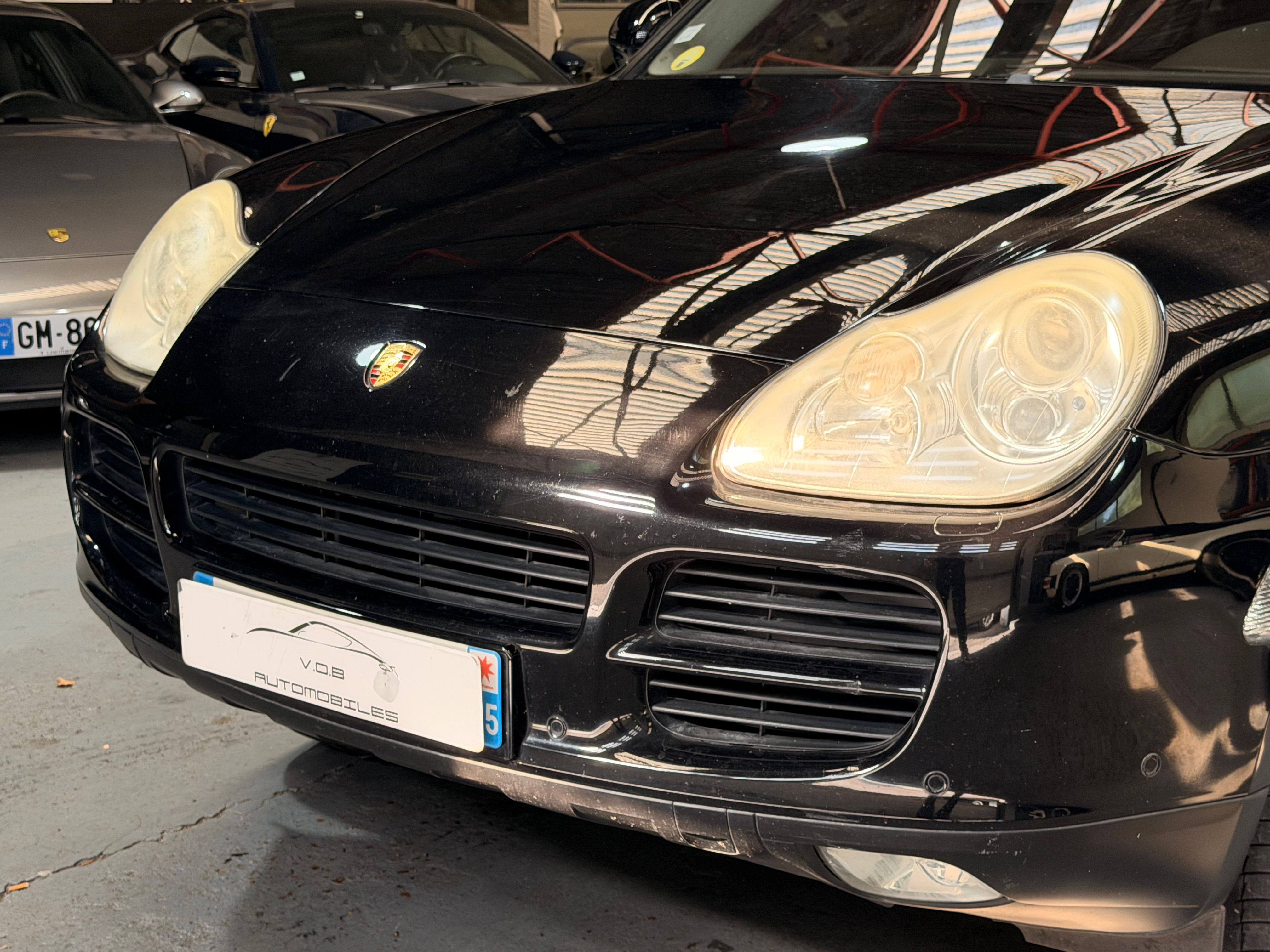 Porsche Cayenne S 2005 — vue avant trois-quarts (3)