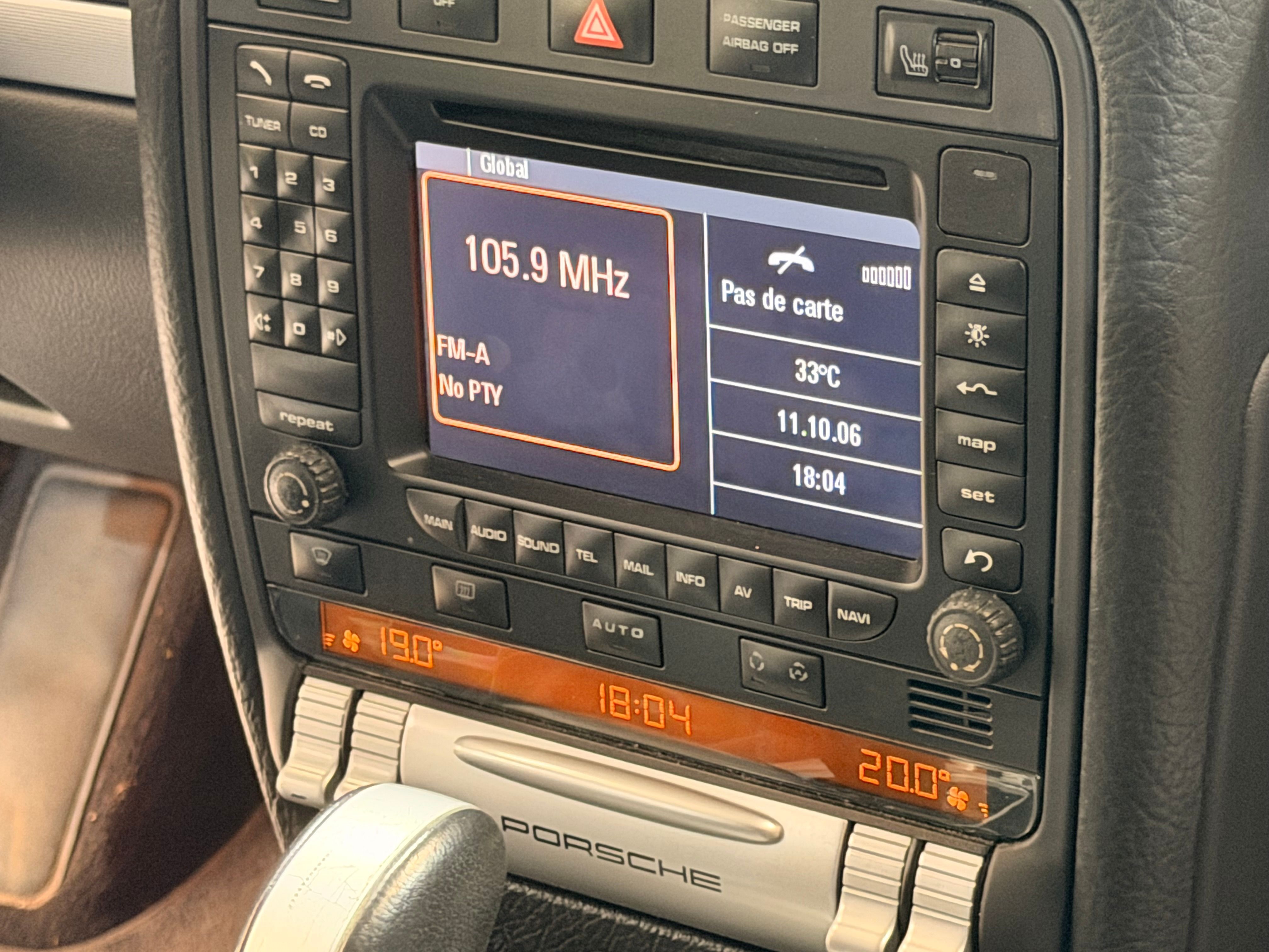 Porsche Cayenne S 2005 — tableau de bord (17)