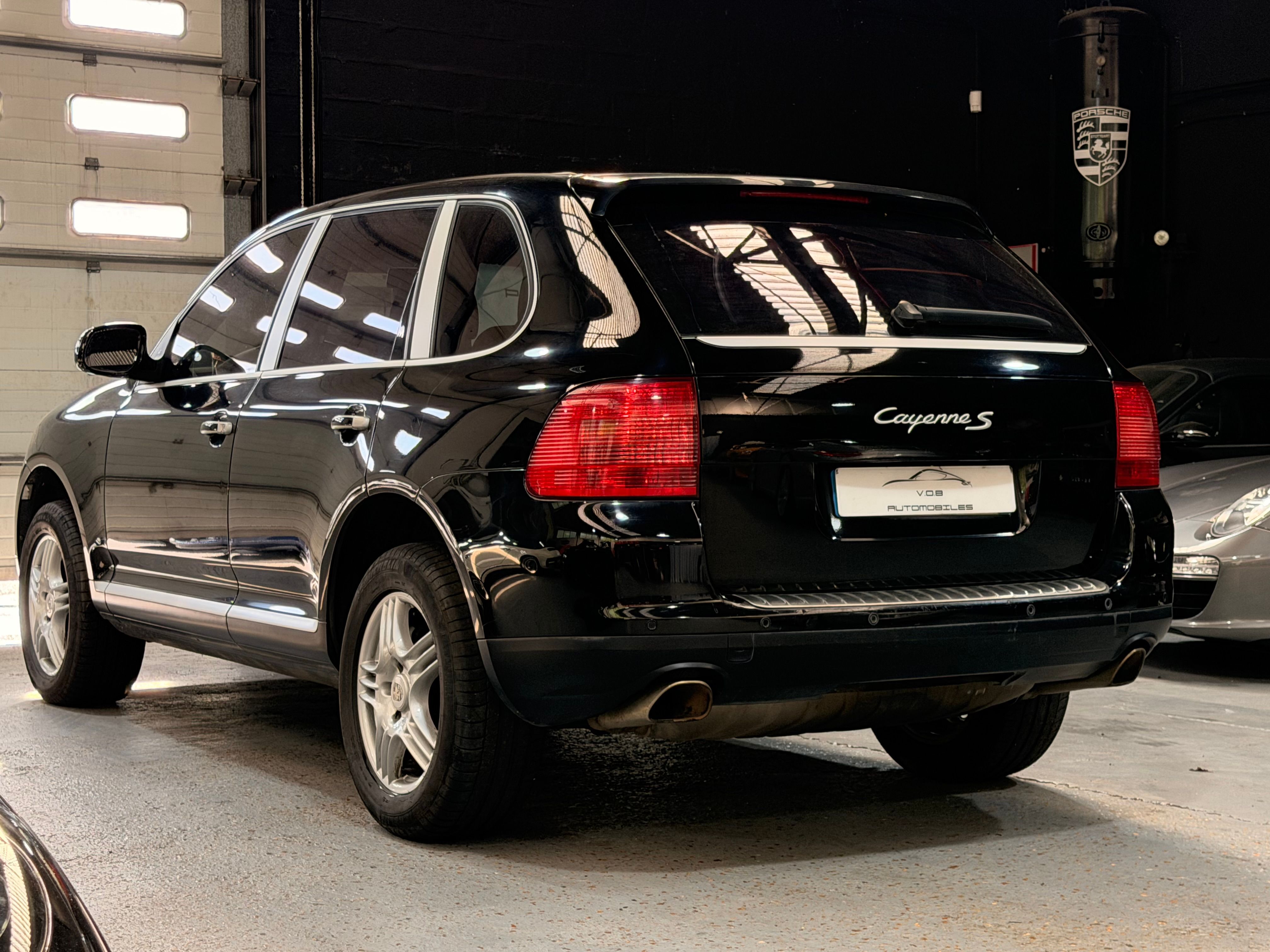 Porsche Cayenne S 2005 — vue arriere trois-quarts (10)