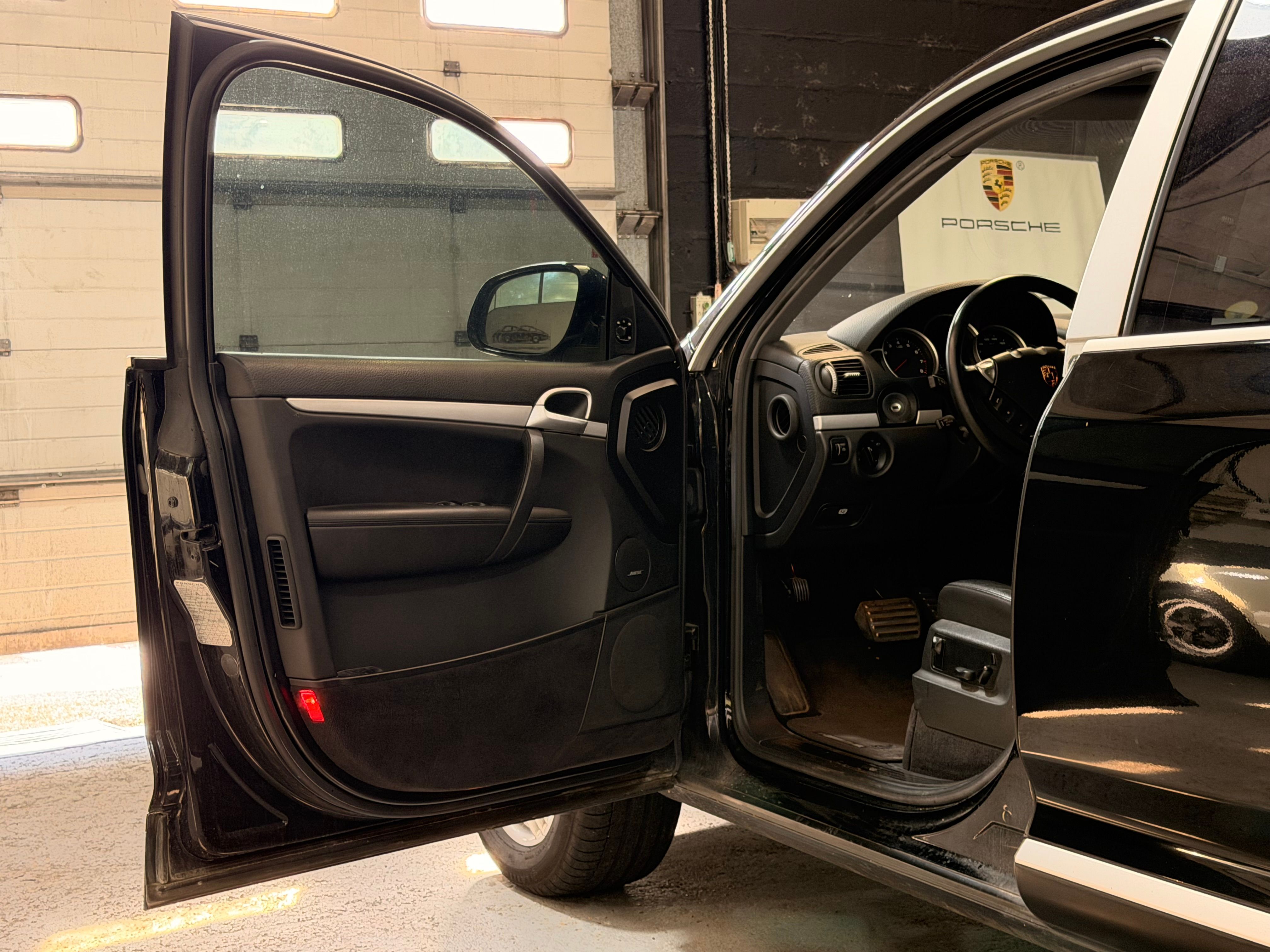 Porsche Cayenne S 2005 — profil lateral (8)