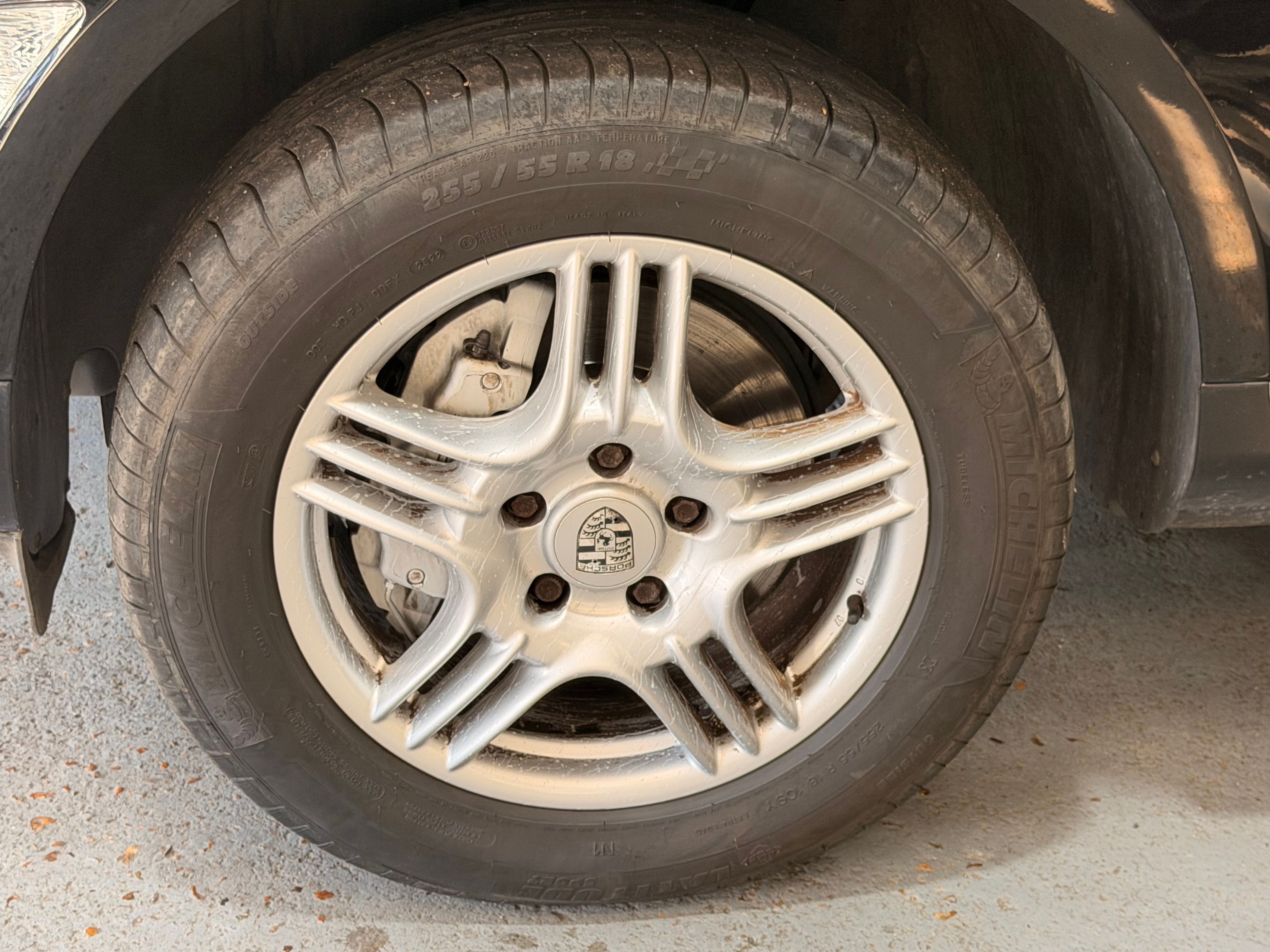 Porsche Cayenne S 2005 — jante et pneumatique (33)