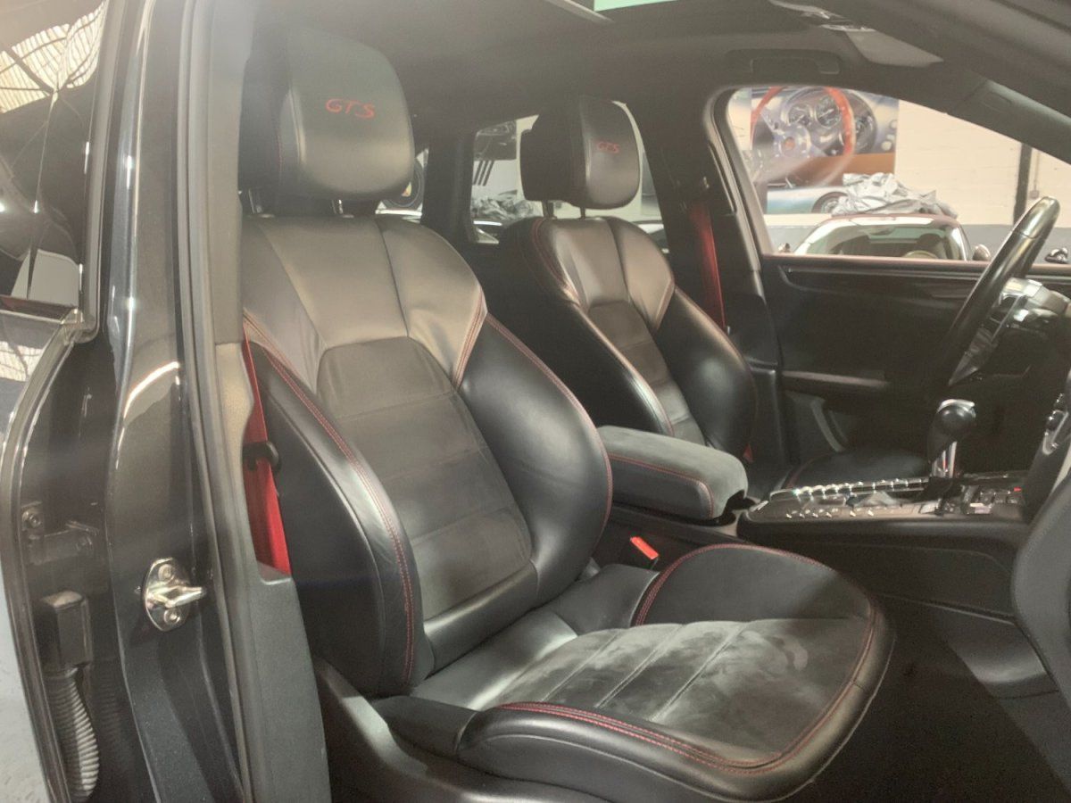 Porsche Macan GTS 2017 — sieges (24)