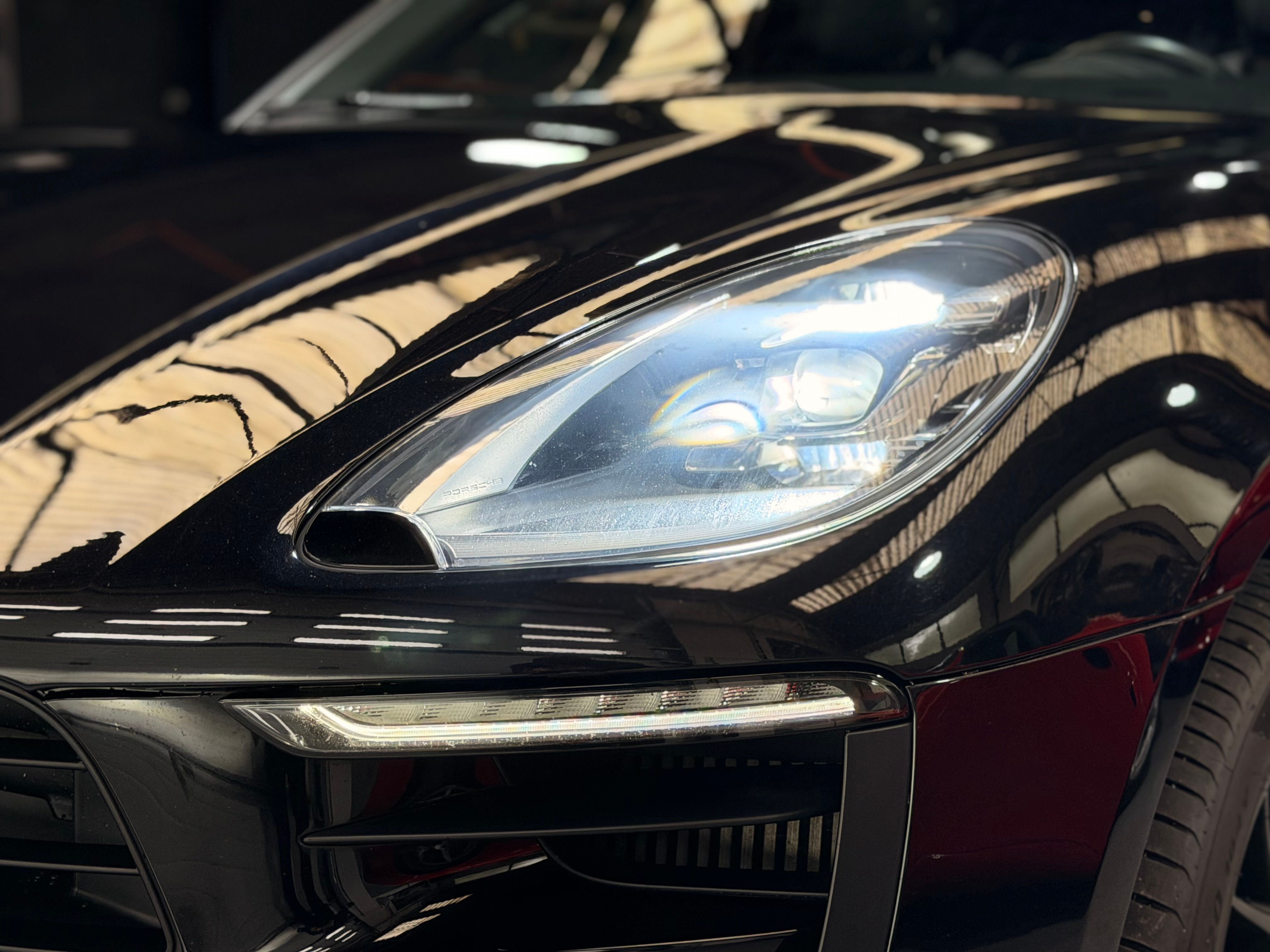 Porsche Macan GTS 3.6 360CV PDK 2017 2016 — detail (48)