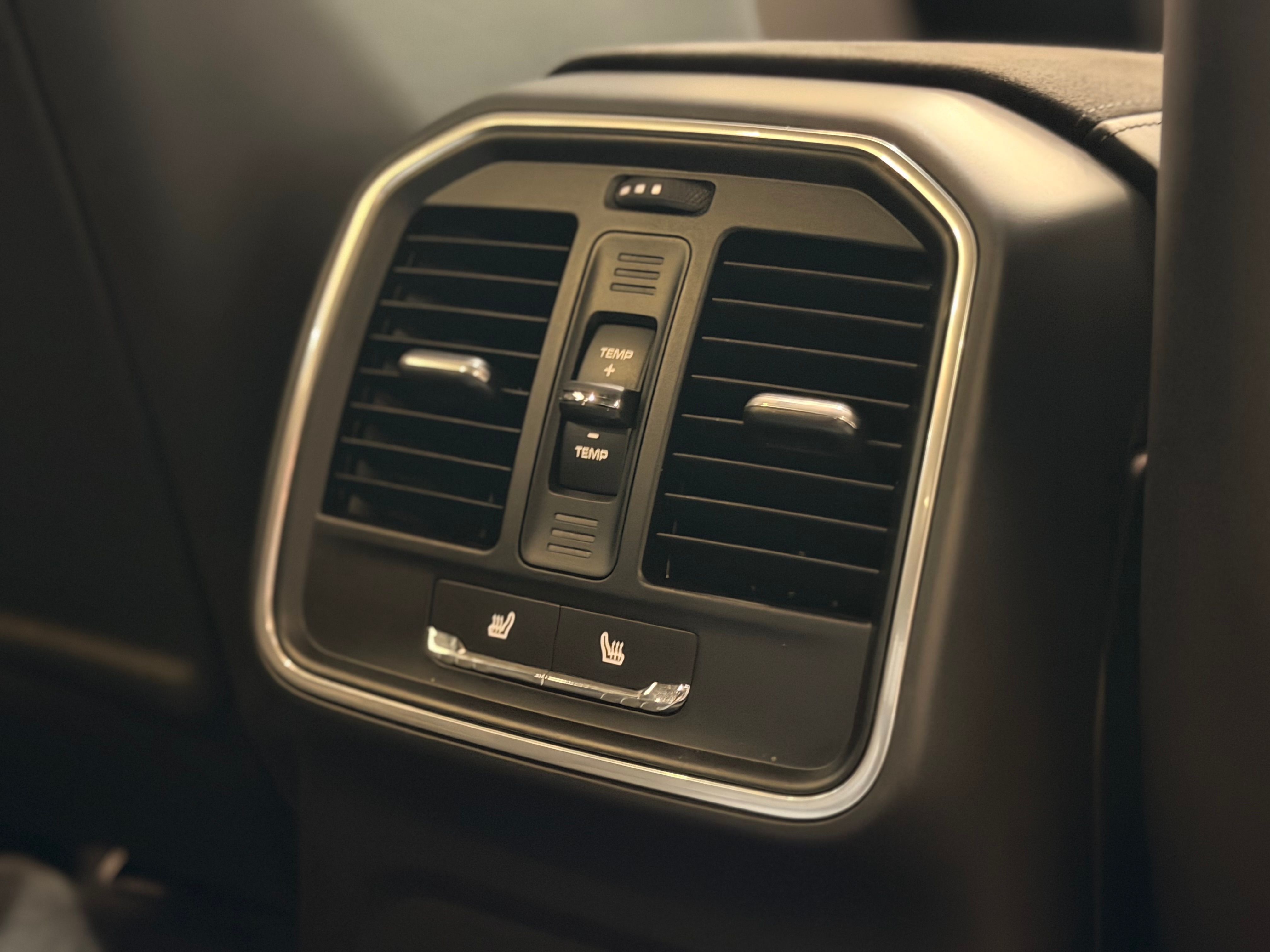 Porsche Macan GTS 3.6 360CV PDK 2017 2016 — detail (43)