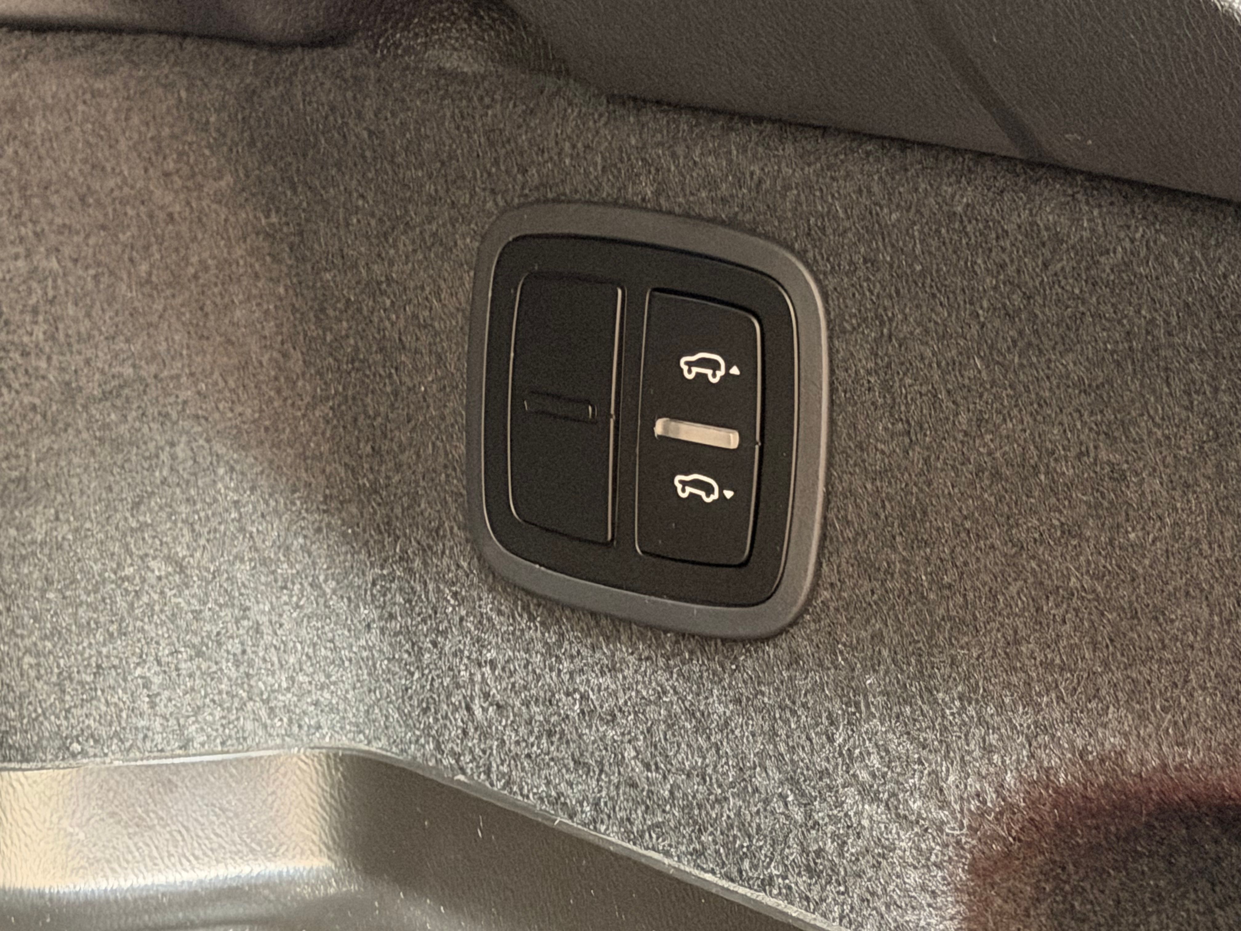 Porsche Macan GTS 3.6 360CV PDK 2017 2016 — detail (44)