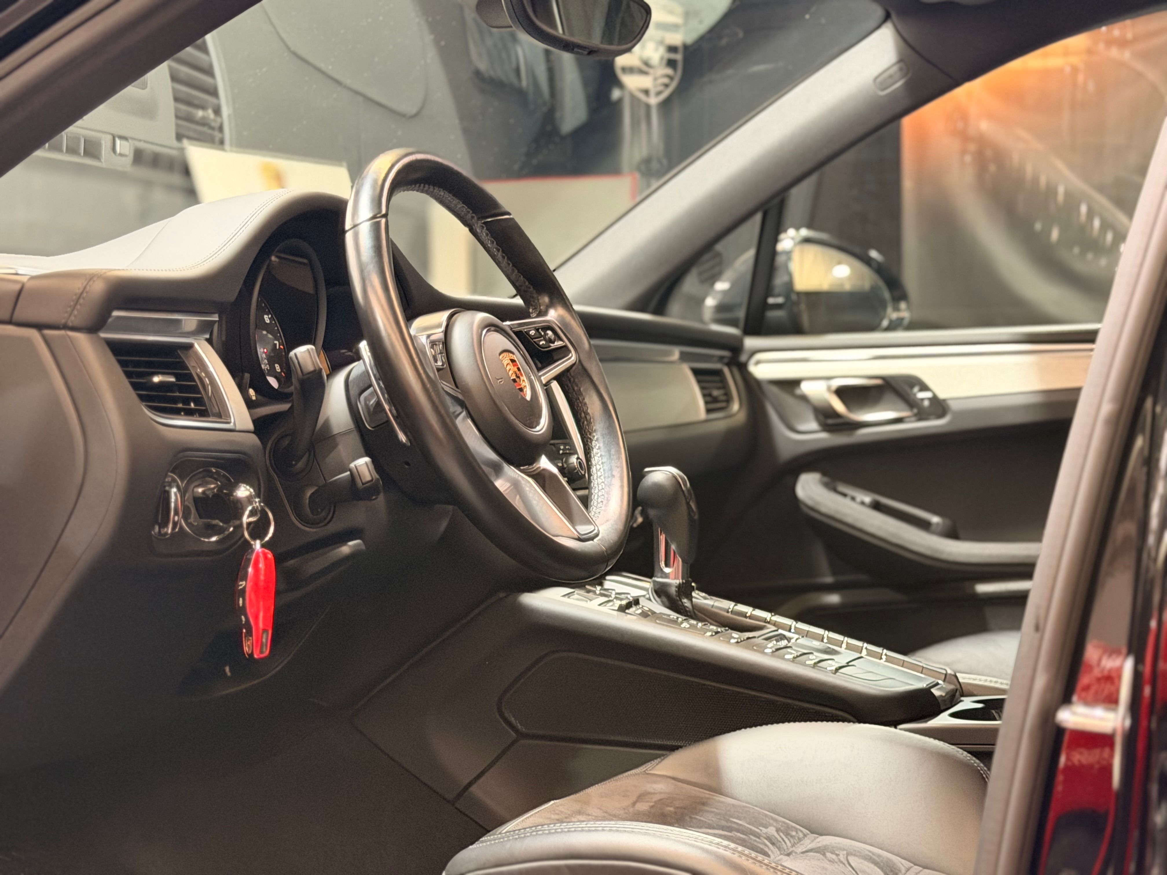 Porsche Macan GTS 3.6 360CV PDK 2017 2016 — tableau de bord (13)