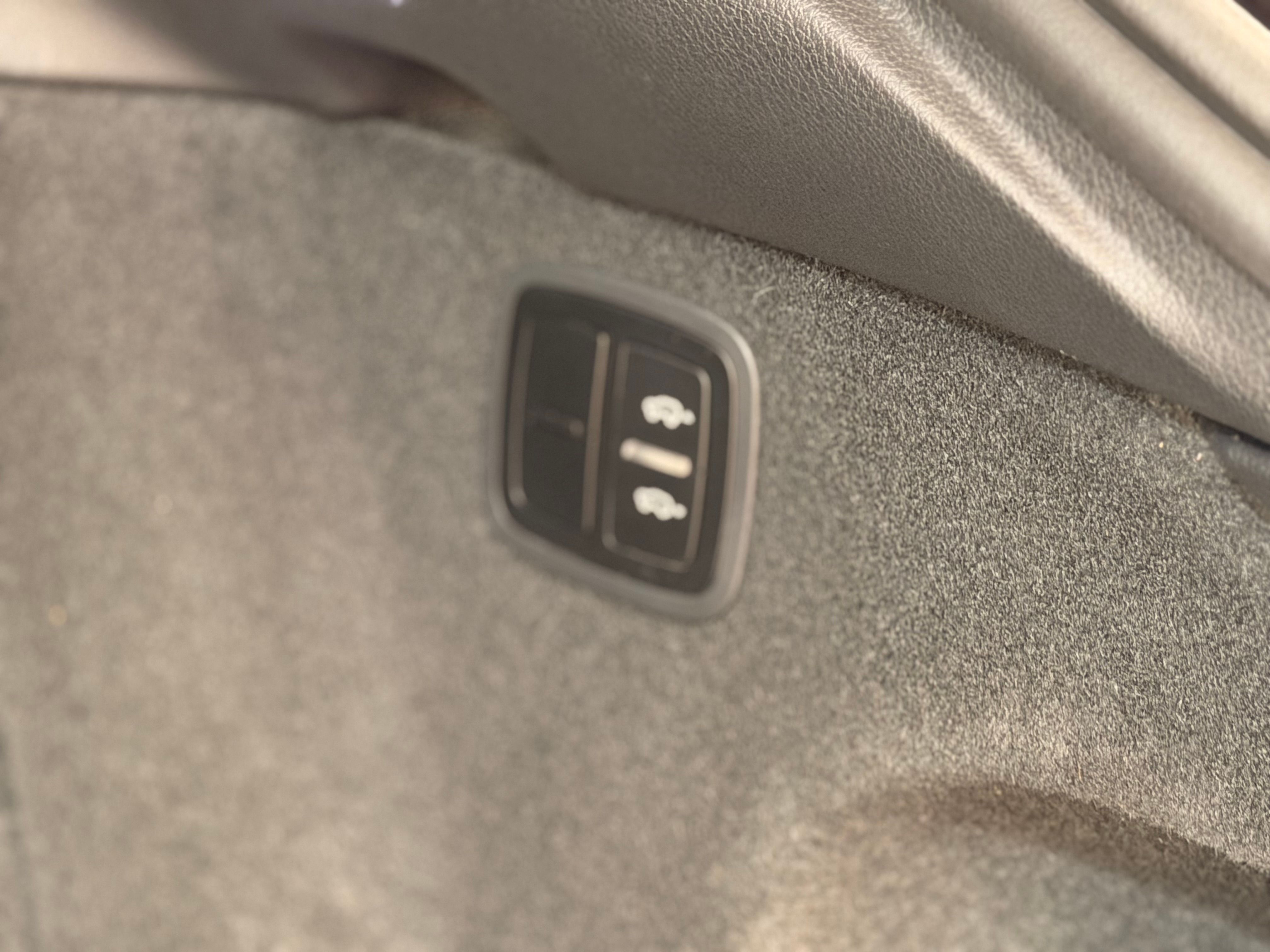 Porsche Macan GTS PDK 2.9 380cv  2022 66000 km France 2022 — detail (58)