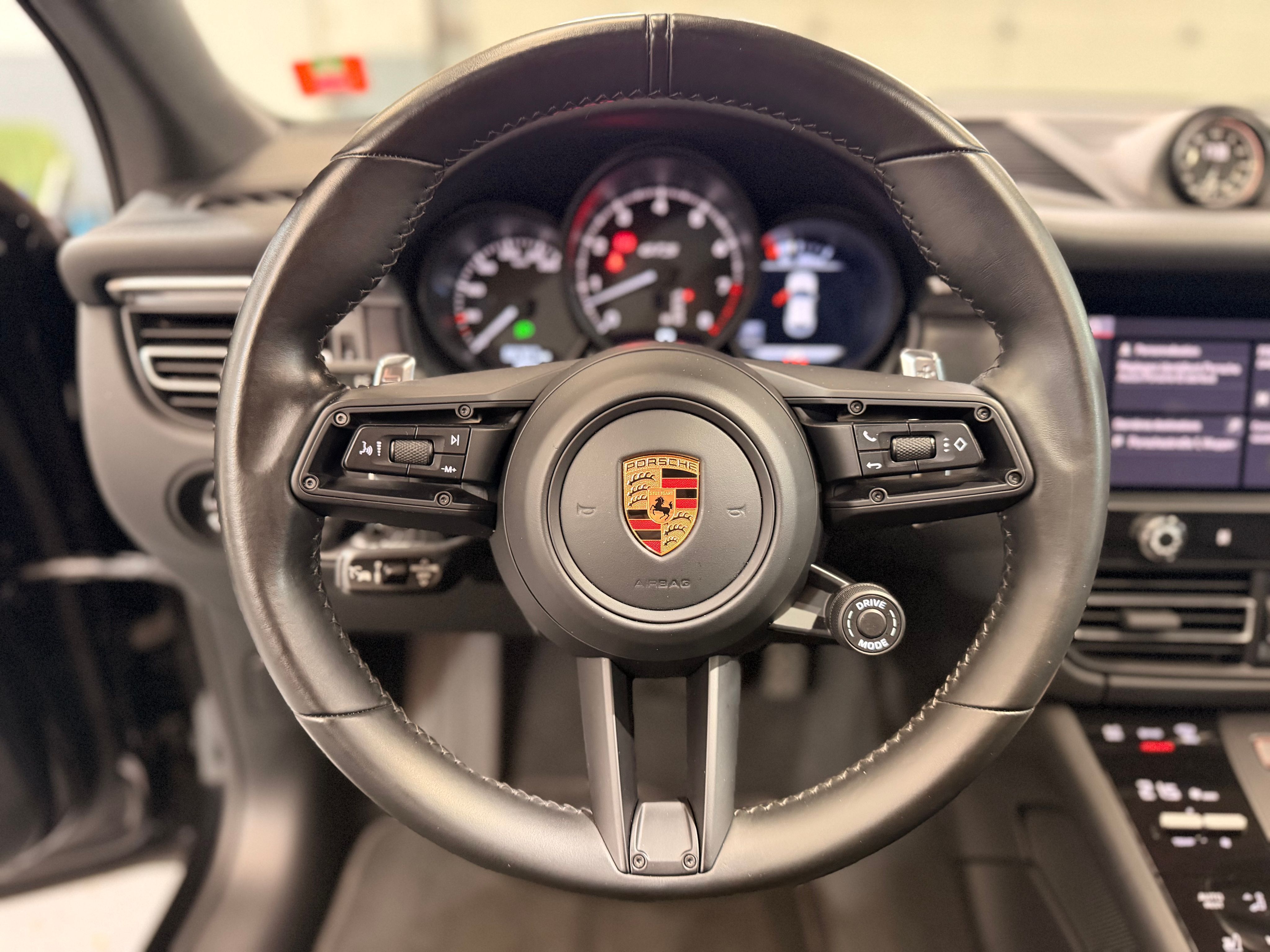 Porsche Macan GTS PDK 2.9 380cv  2022 66000 km France 2022 — detail (39)